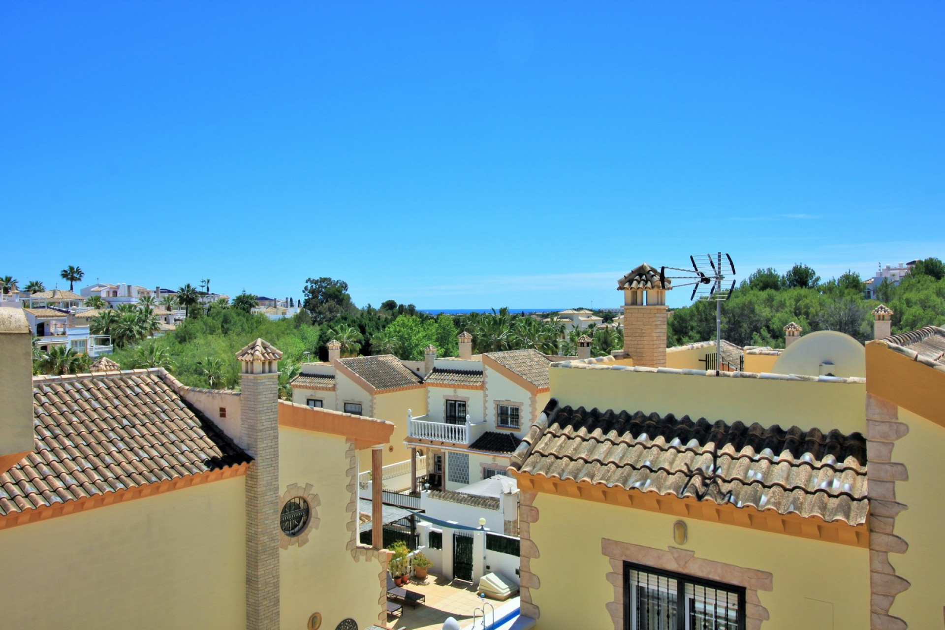 Resale - Villa - Villamartin - Orihuela Costa