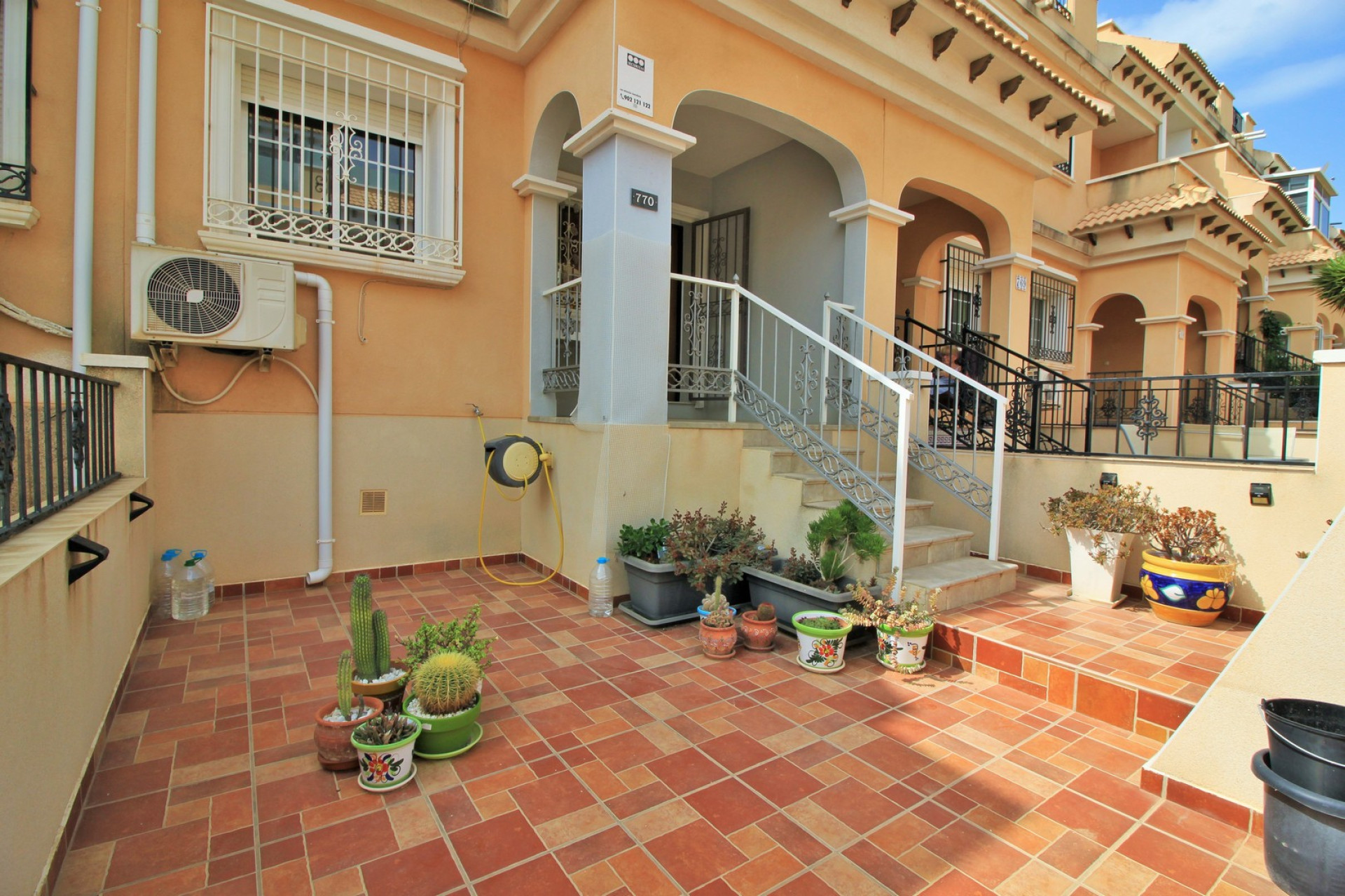 Resale - Villa - Villamartin - Orihuela Costa