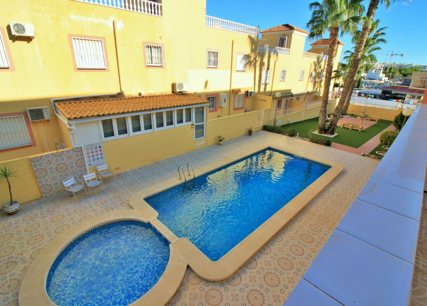 Resale - Villa - Villamartin - Orihuela Costa