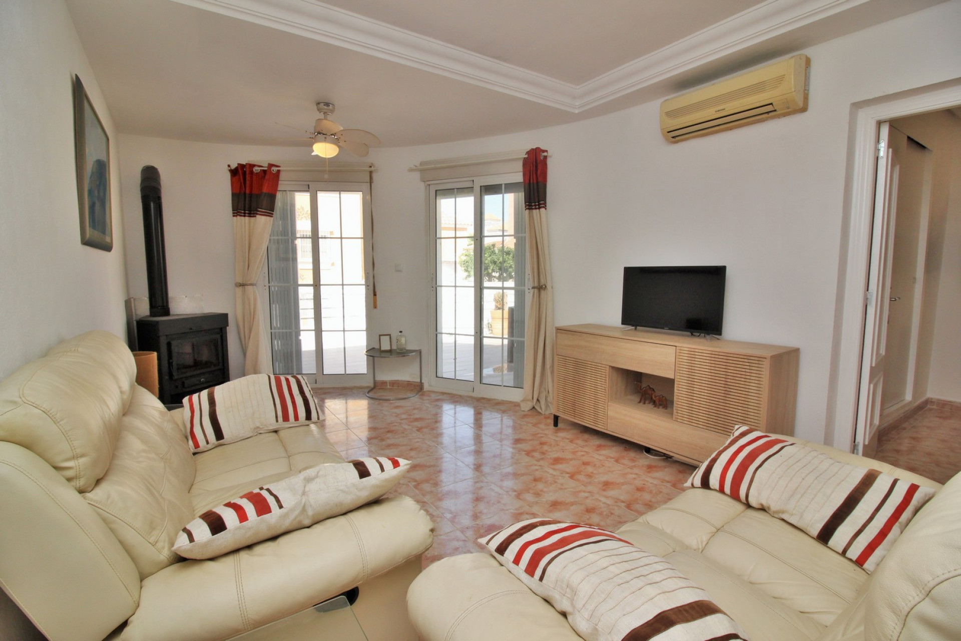 Resale - Villa - Villamartin - Orihuela Costa