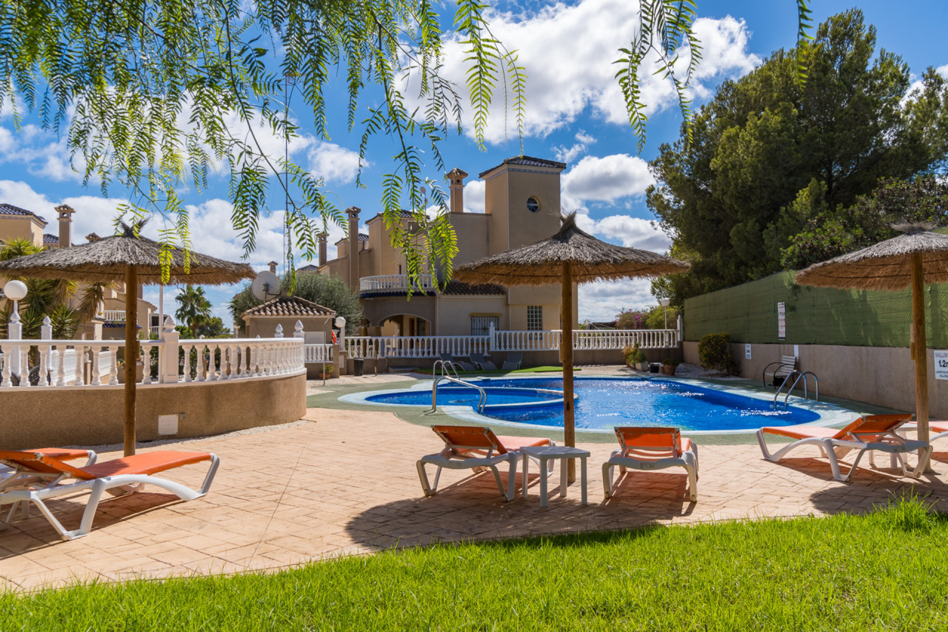 Resale - Villa - Villamartin - Orihuela Costa