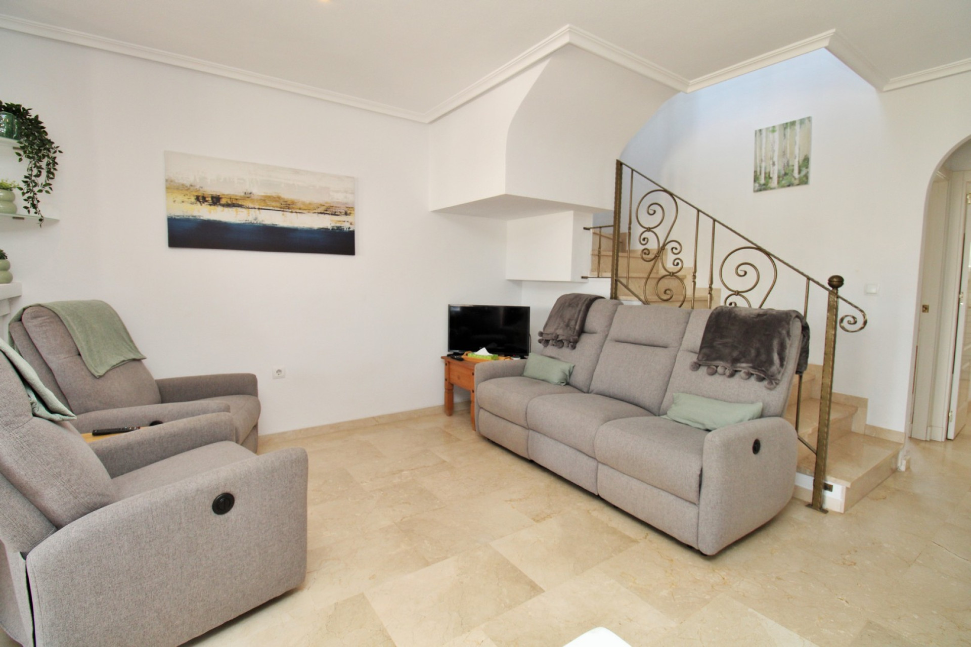 Resale - Villa - Villamartin - PAU 8