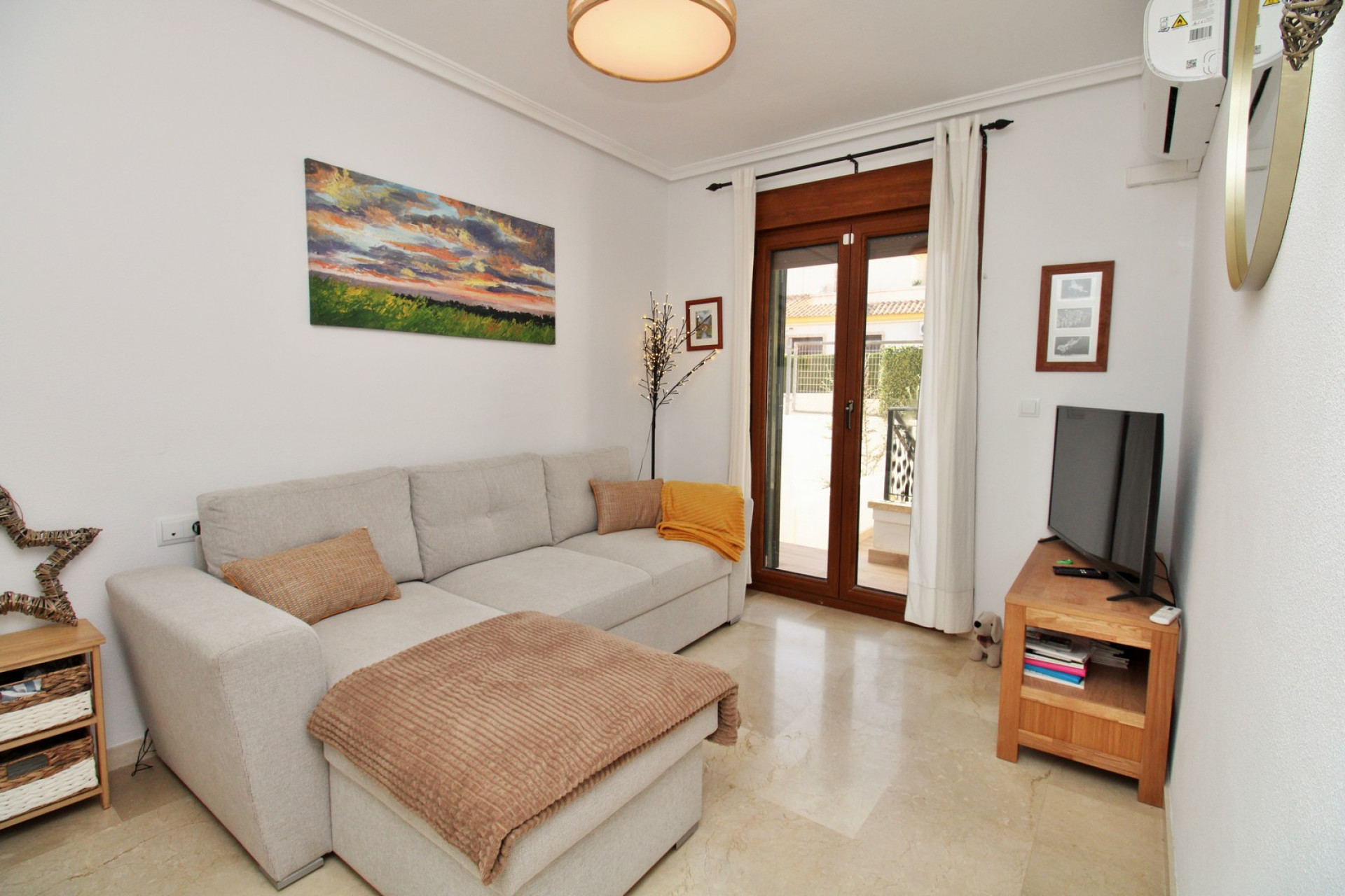 Resale - Villa - Villamartin - PAU 8