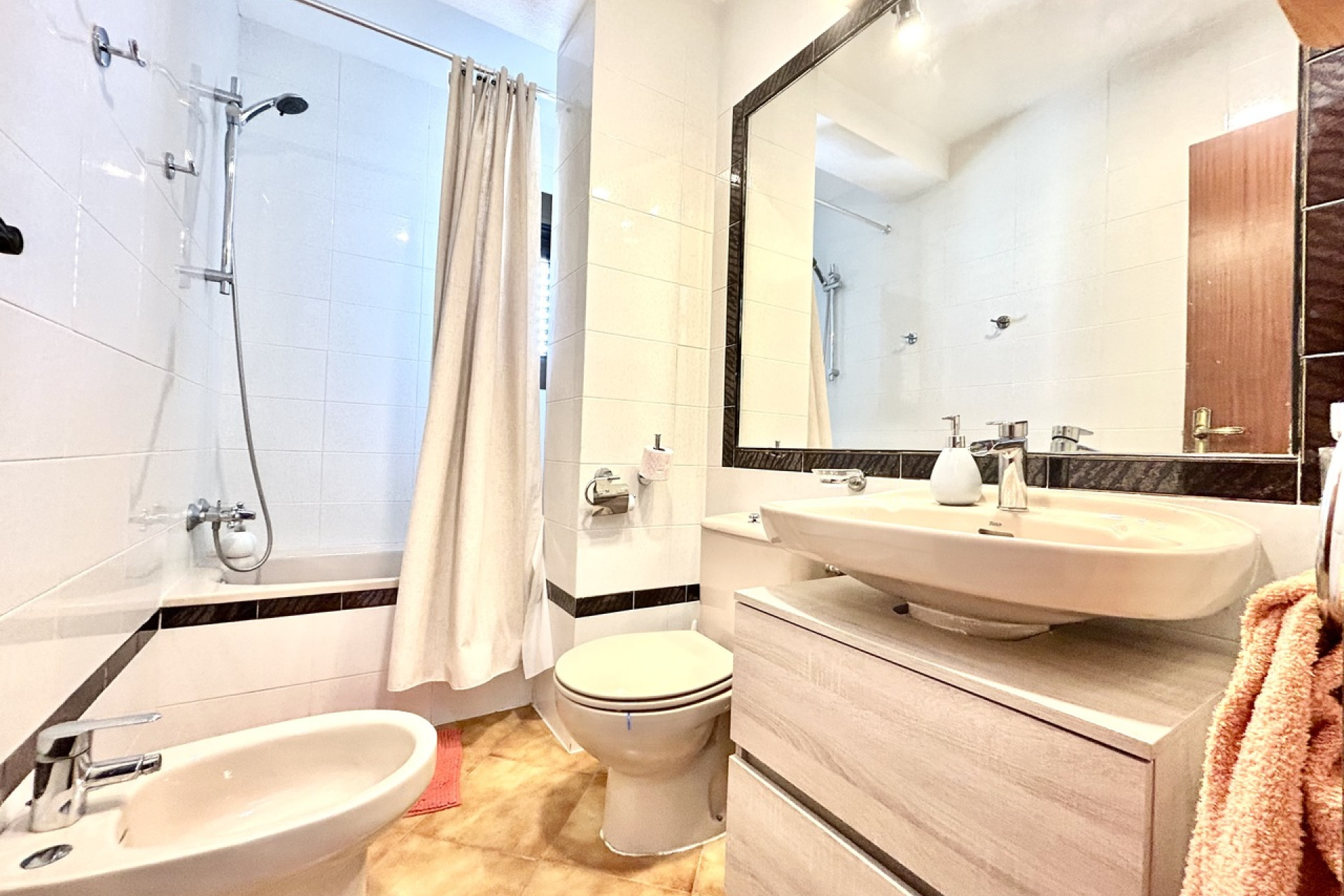 Reventa - 1. Apartamento / piso - Cabo Roig - Costa Blanca Sur