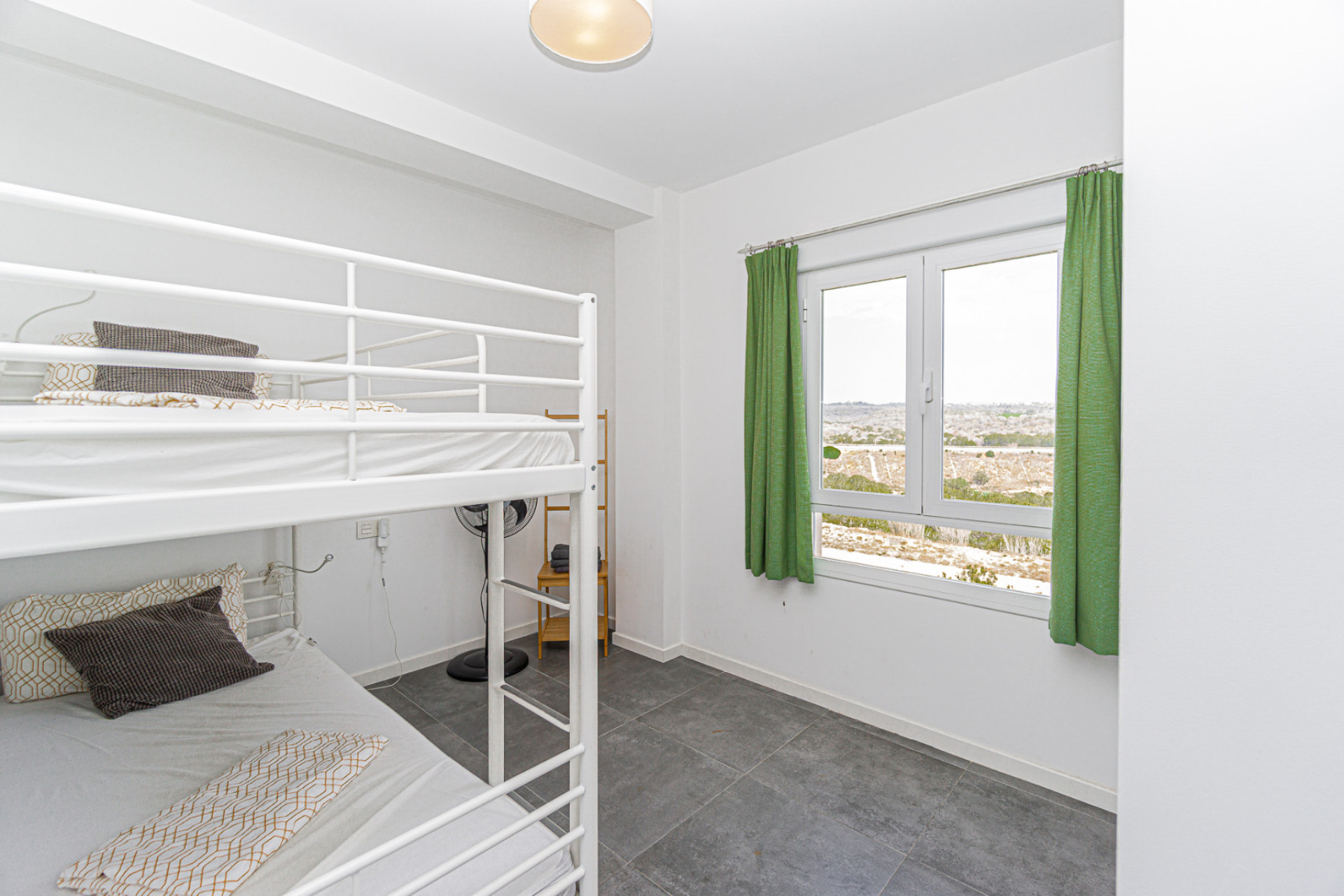 Reventa - 1. Apartamento / piso - Campoamor - Costa Blanca Sur