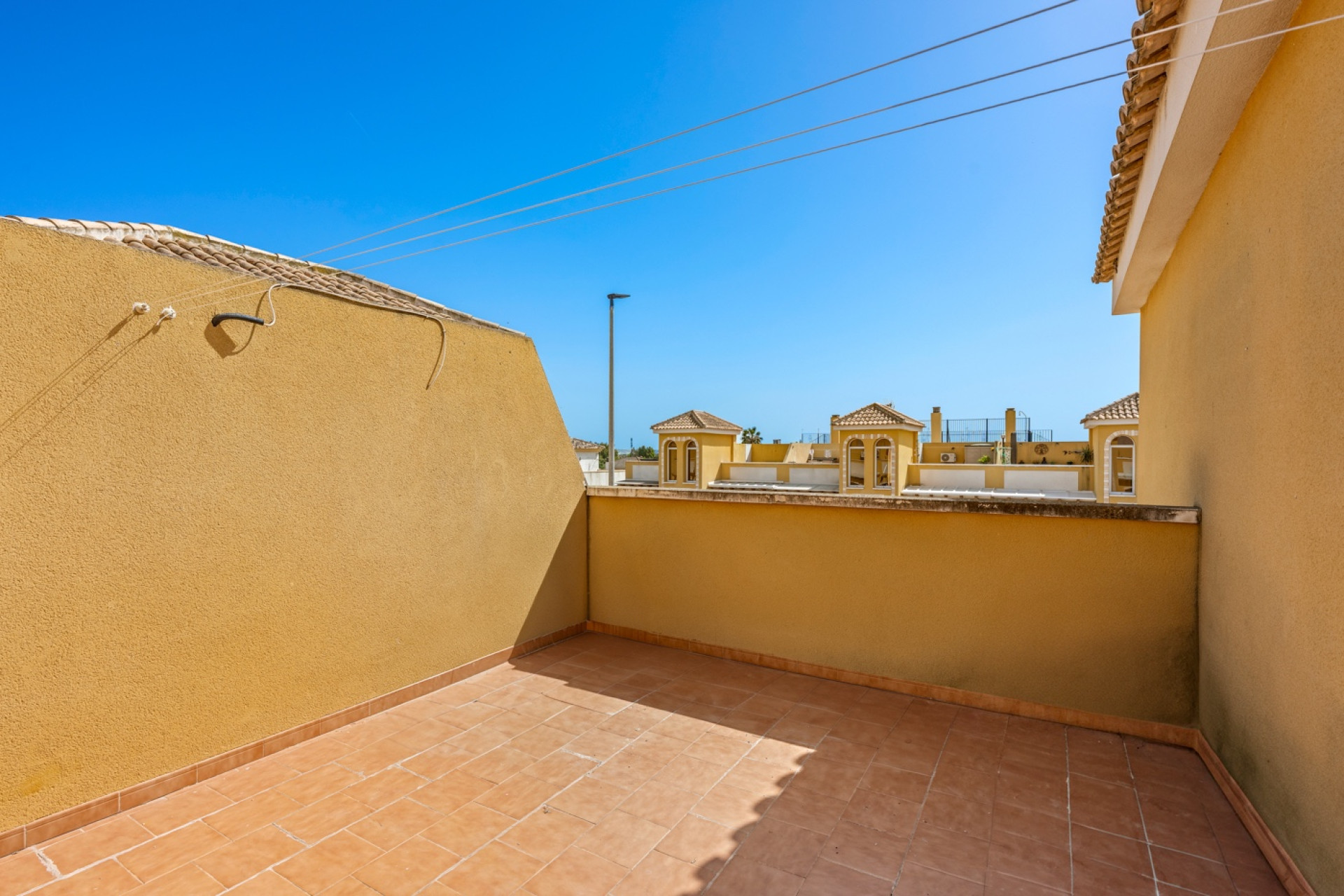 Reventa - 1. Apartamento / piso - Daya Nueva - Costa Blanca Sur
