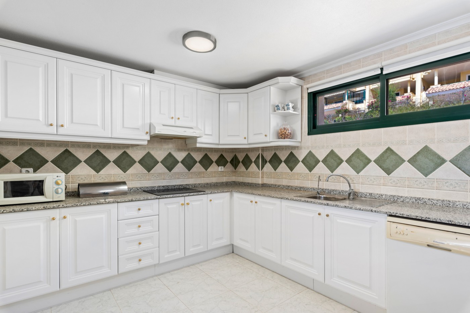 Reventa - 1. Apartamento / piso - Dehesa de Campoamor - Costa Blanca Sur