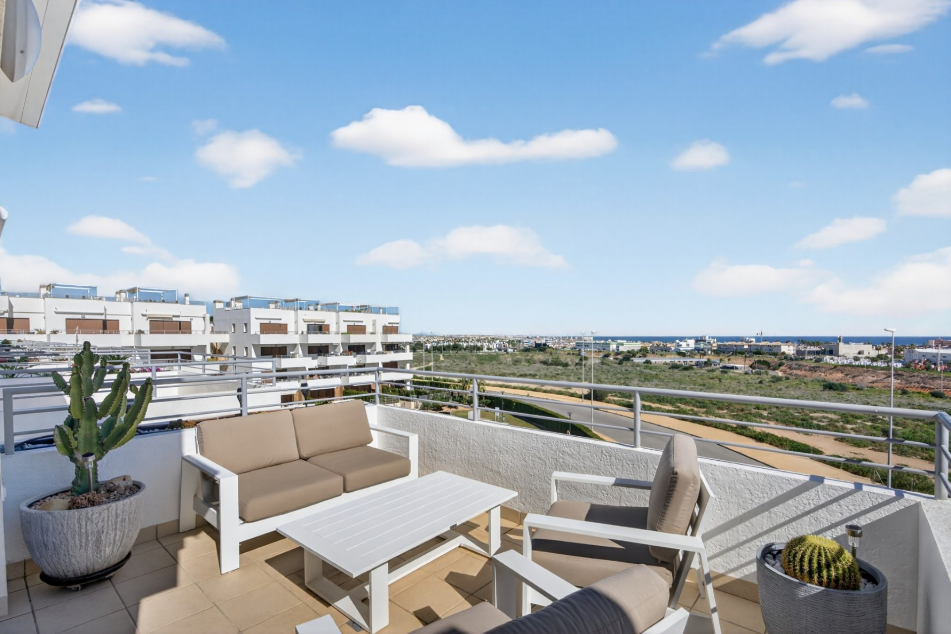 Reventa - 1. Apartamento / piso - Dehesa de Campoamor - Costa Blanca Sur