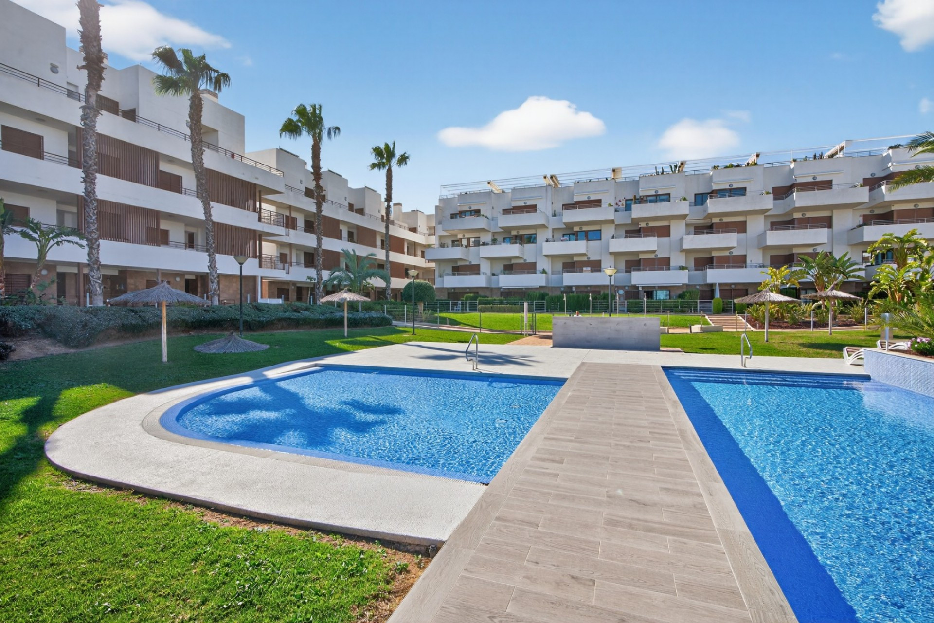Reventa - 1. Apartamento / piso - Dehesa de Campoamor - Costa Blanca Sur