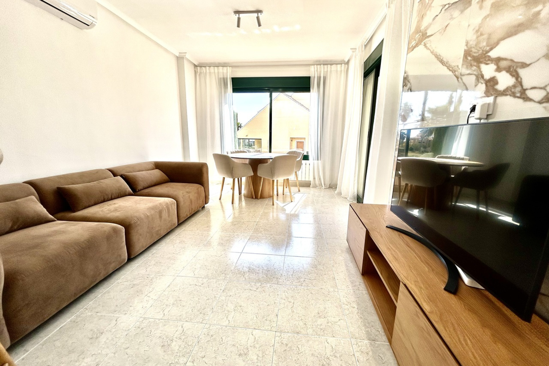 Reventa - 1. Apartamento / piso - Dehesa de Campoamor - Costa Blanca Sur