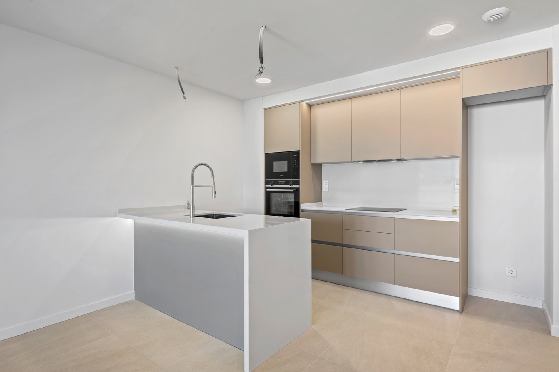 Reventa - 1. Apartamento / piso - Denia - Costa Blanca Norte 