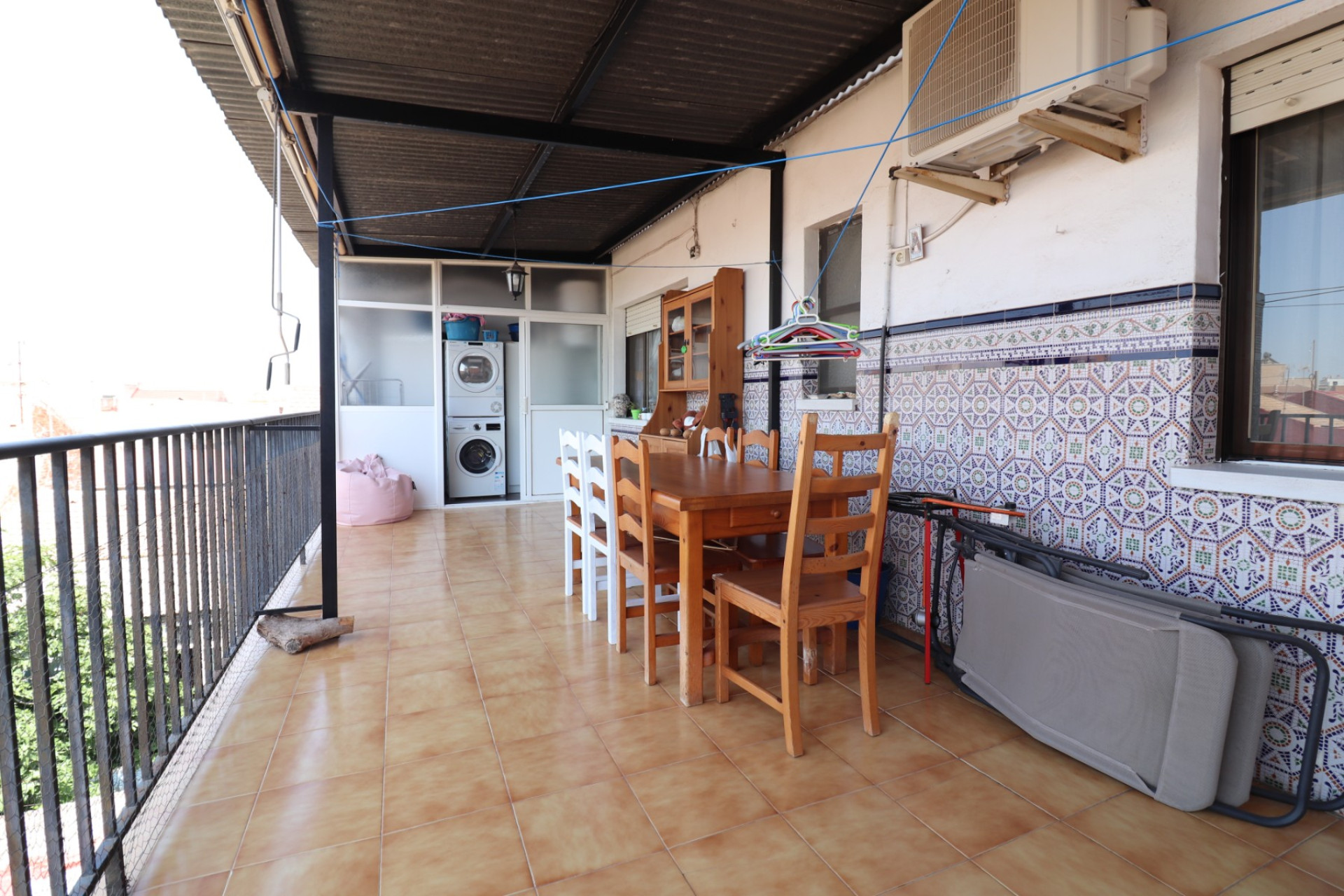 Reventa - 1. Apartamento / piso - Dolores - Dolores - Town