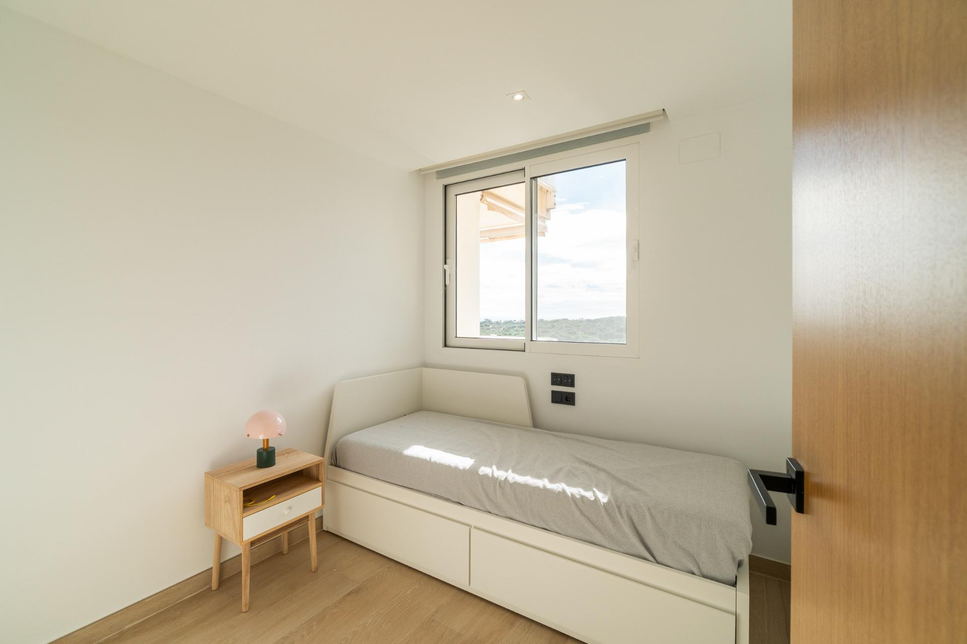 Reventa - 1. Apartamento / piso - Guardamar del Segura - Puerto Deportivo