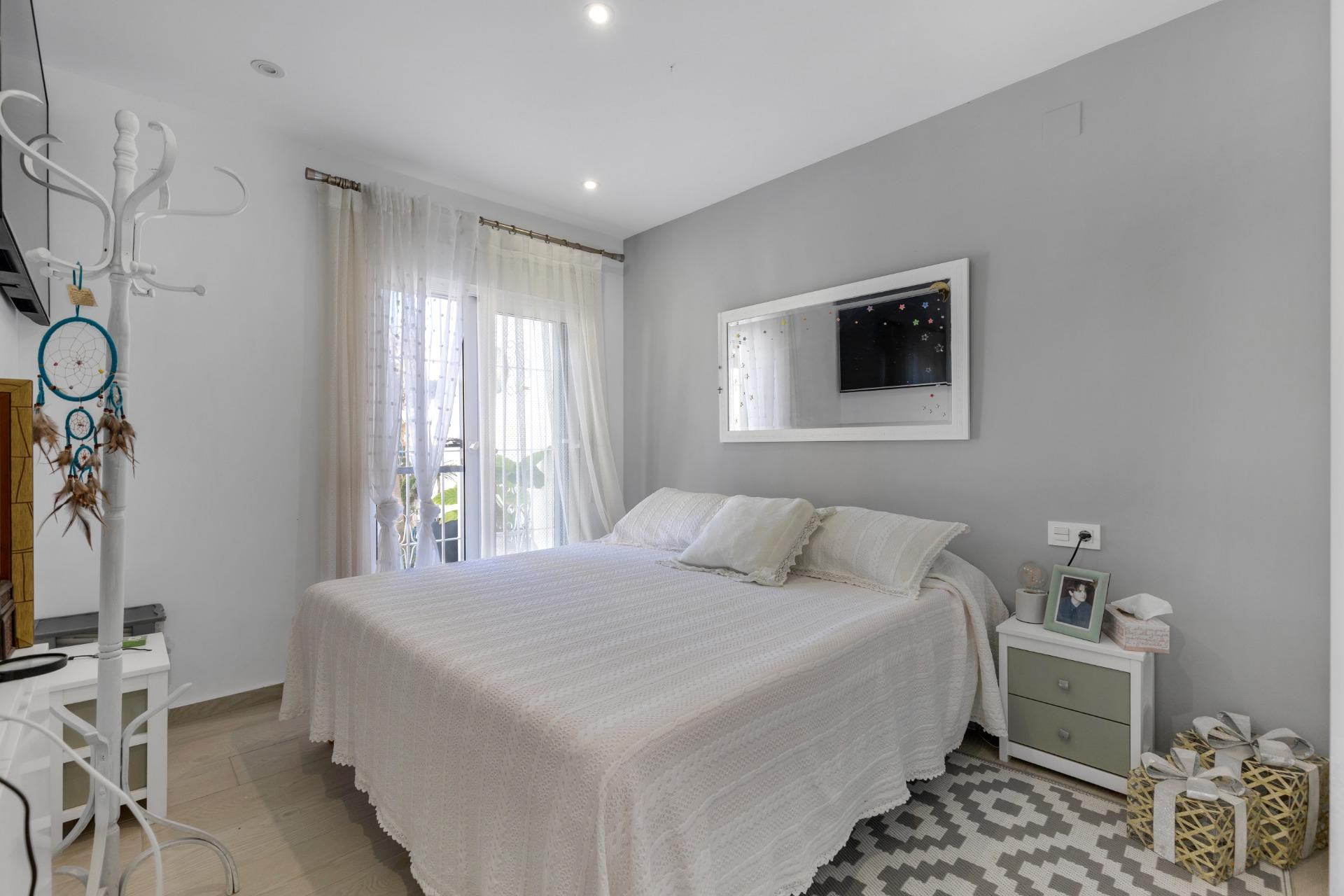 Reventa - 1. Apartamento / piso - Guardamar del Segura - Urbanizaciones