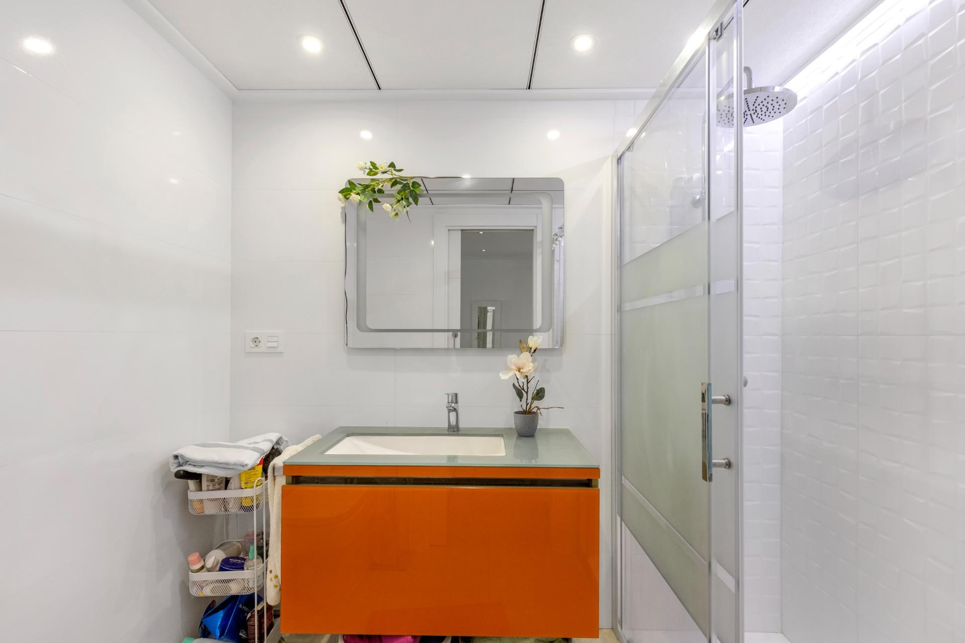 Reventa - 1. Apartamento / piso - Guardamar del Segura - Urbanizaciones