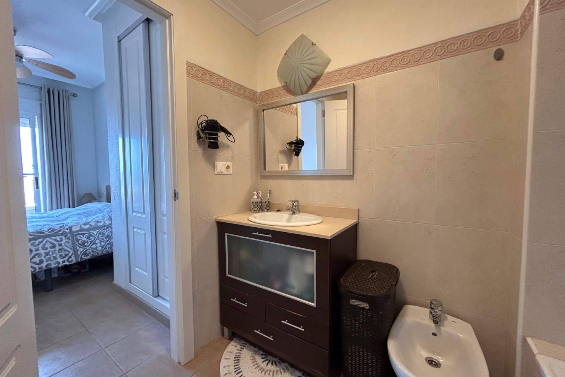 Reventa - 1. Apartamento / piso - Jacarilla - Costa Blanca Sur