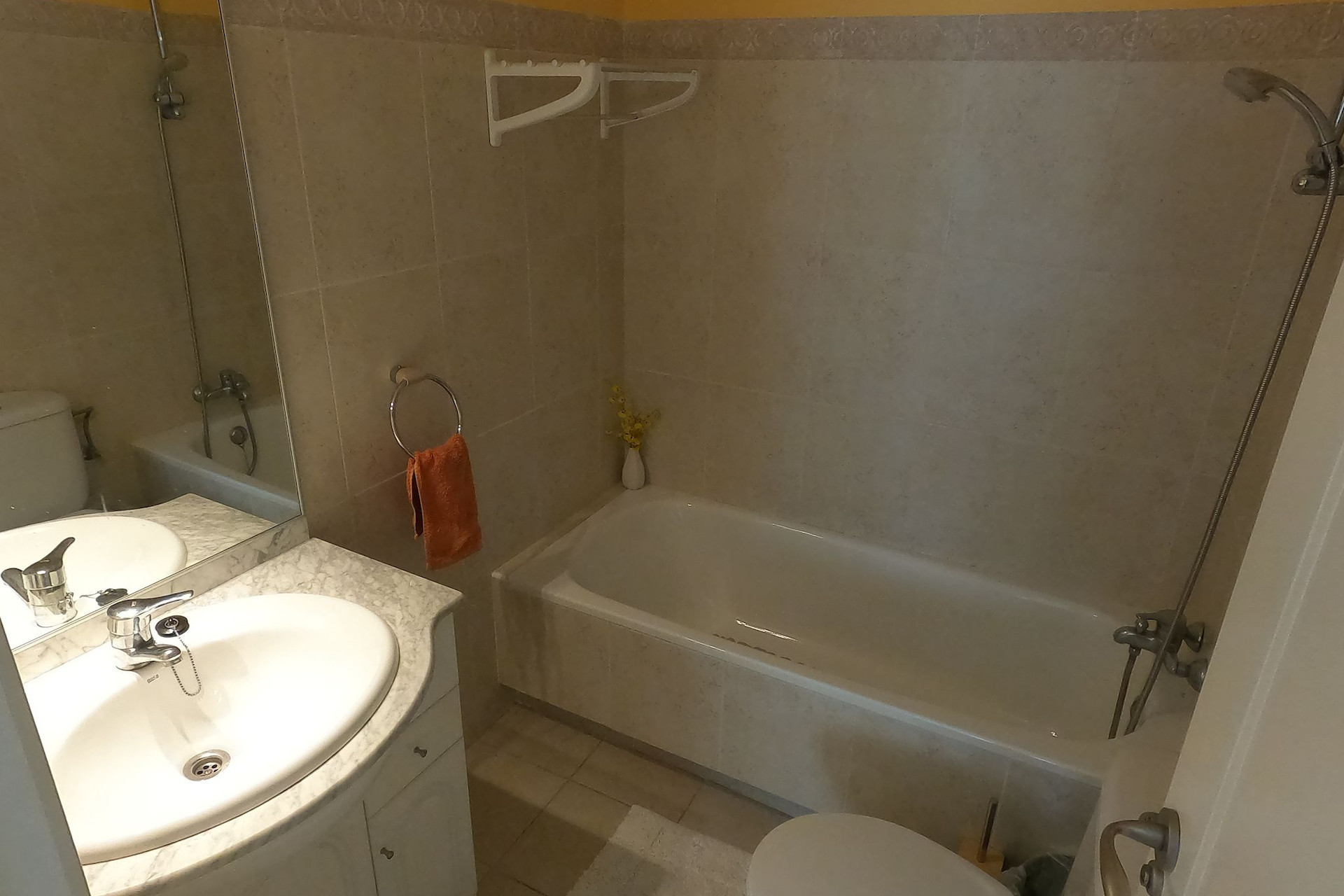 Reventa - 1. Apartamento / piso - Jacarilla - Costa Blanca Sur