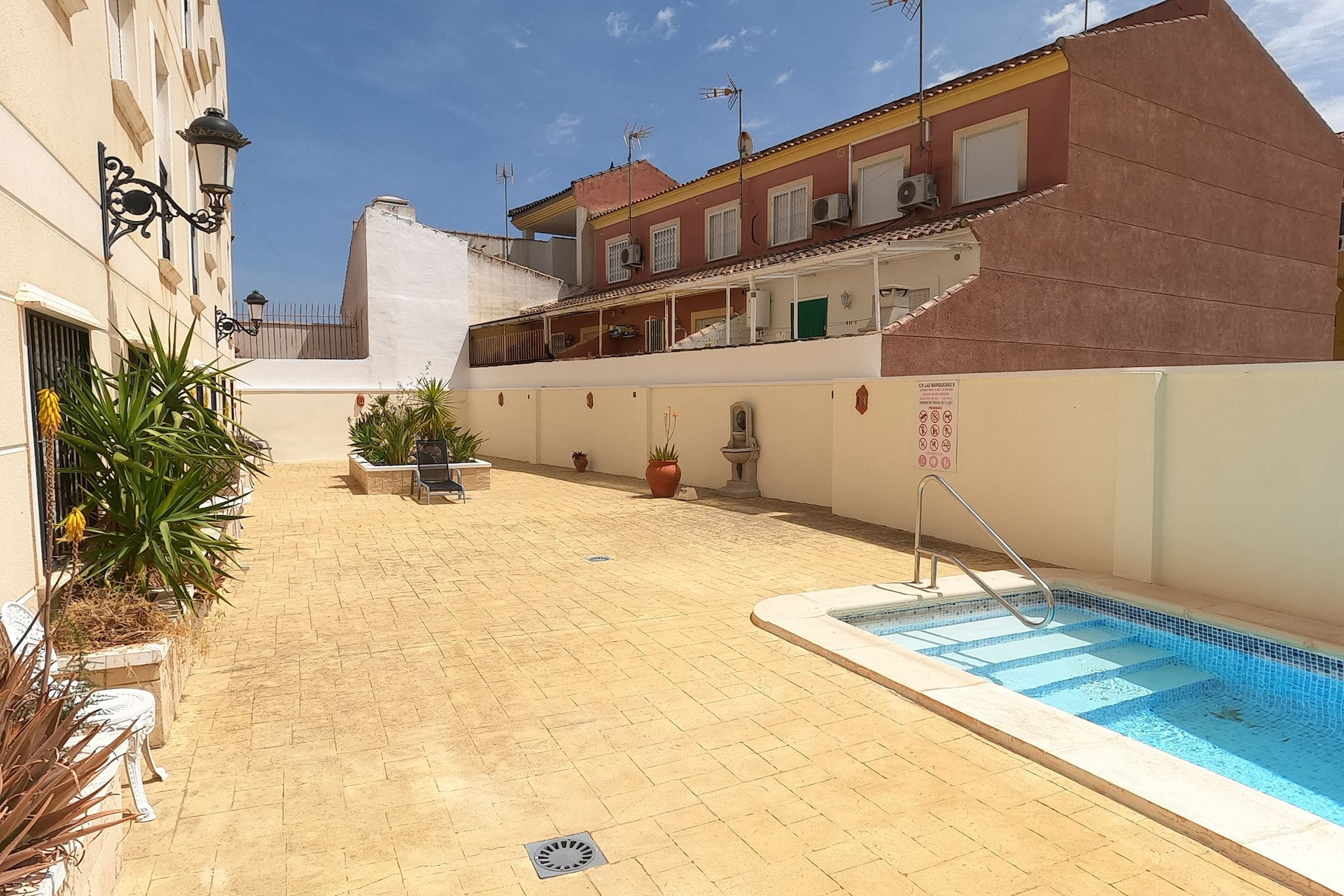 Reventa - 1. Apartamento / piso - Jacarilla - Costa Blanca Sur