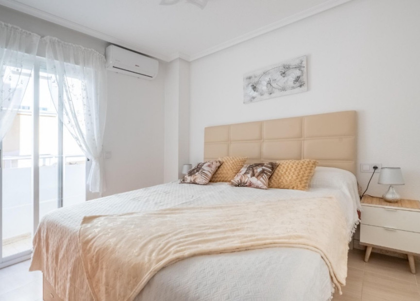 Reventa - 1. Apartamento / piso - La Mata - Costa Blanca Sur