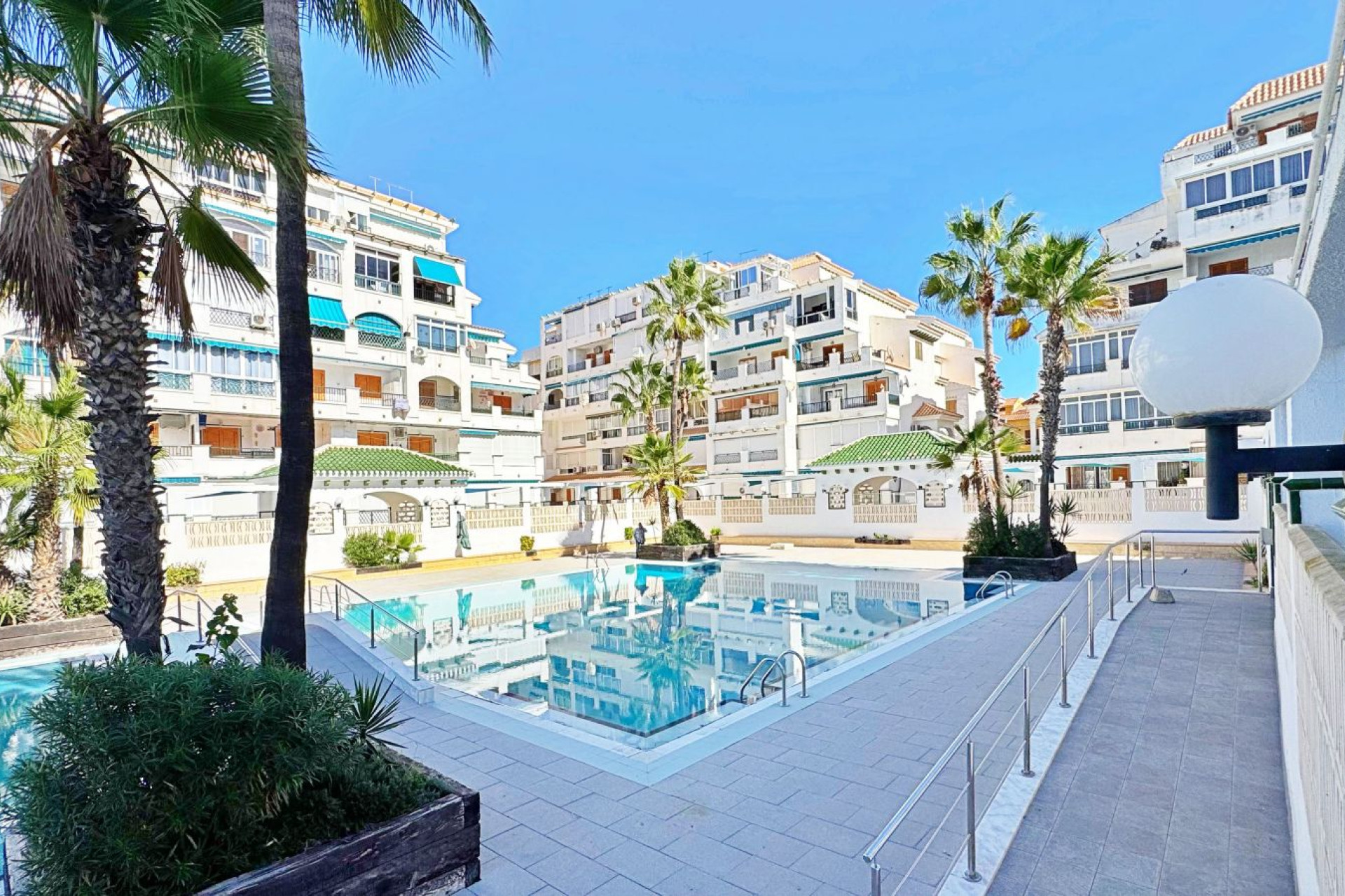 Reventa - 1. Apartamento / piso - La Mata - Costa Blanca Sur