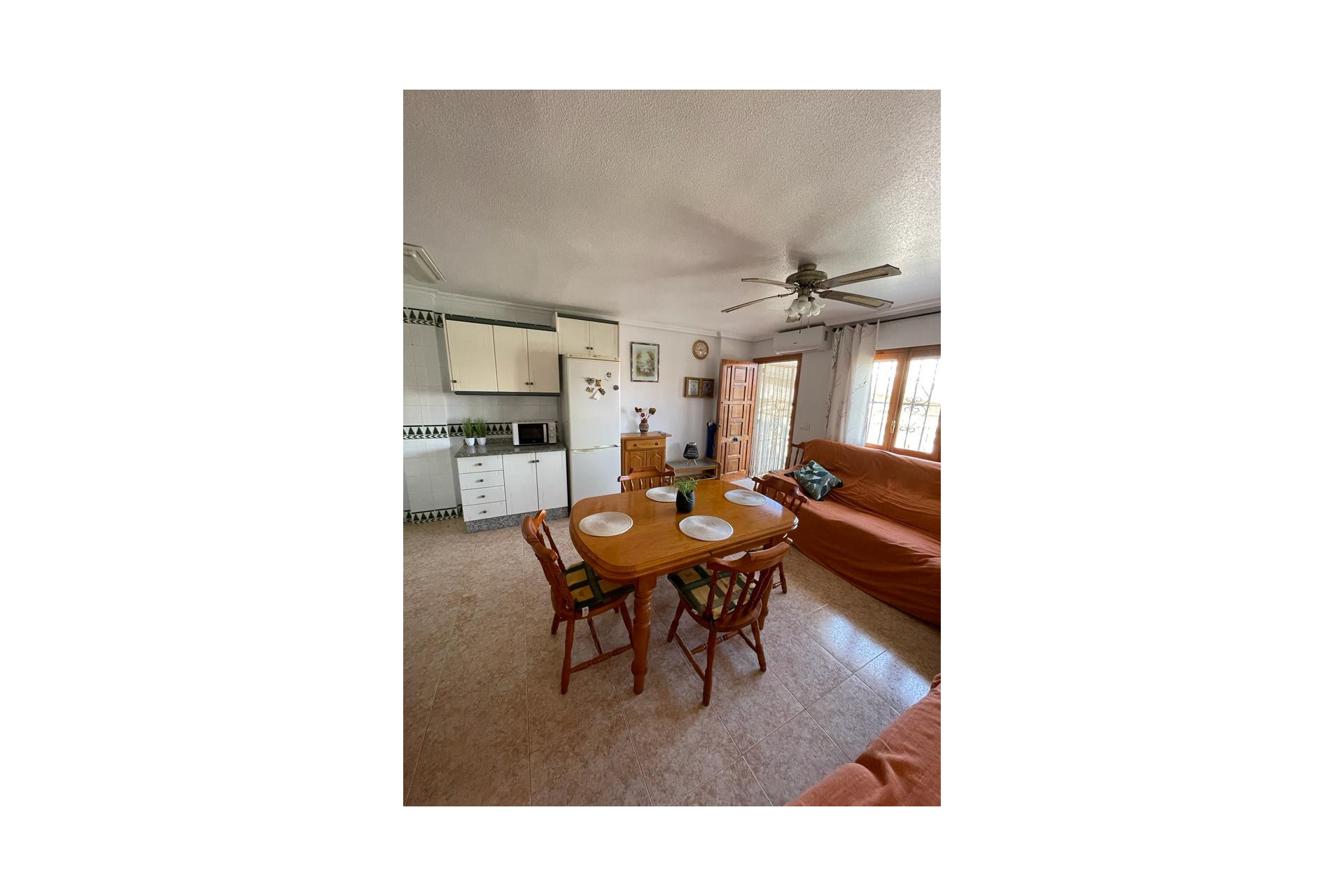 Reventa - 1. Apartamento / piso - La Mata - Costa Blanca Sur