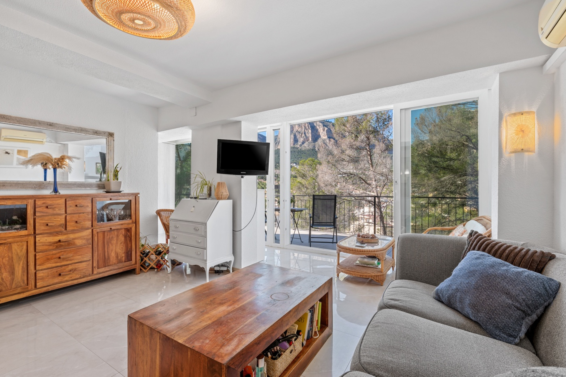 Reventa - 1. Apartamento / piso - La Nucia - Costa Blanca Norte 