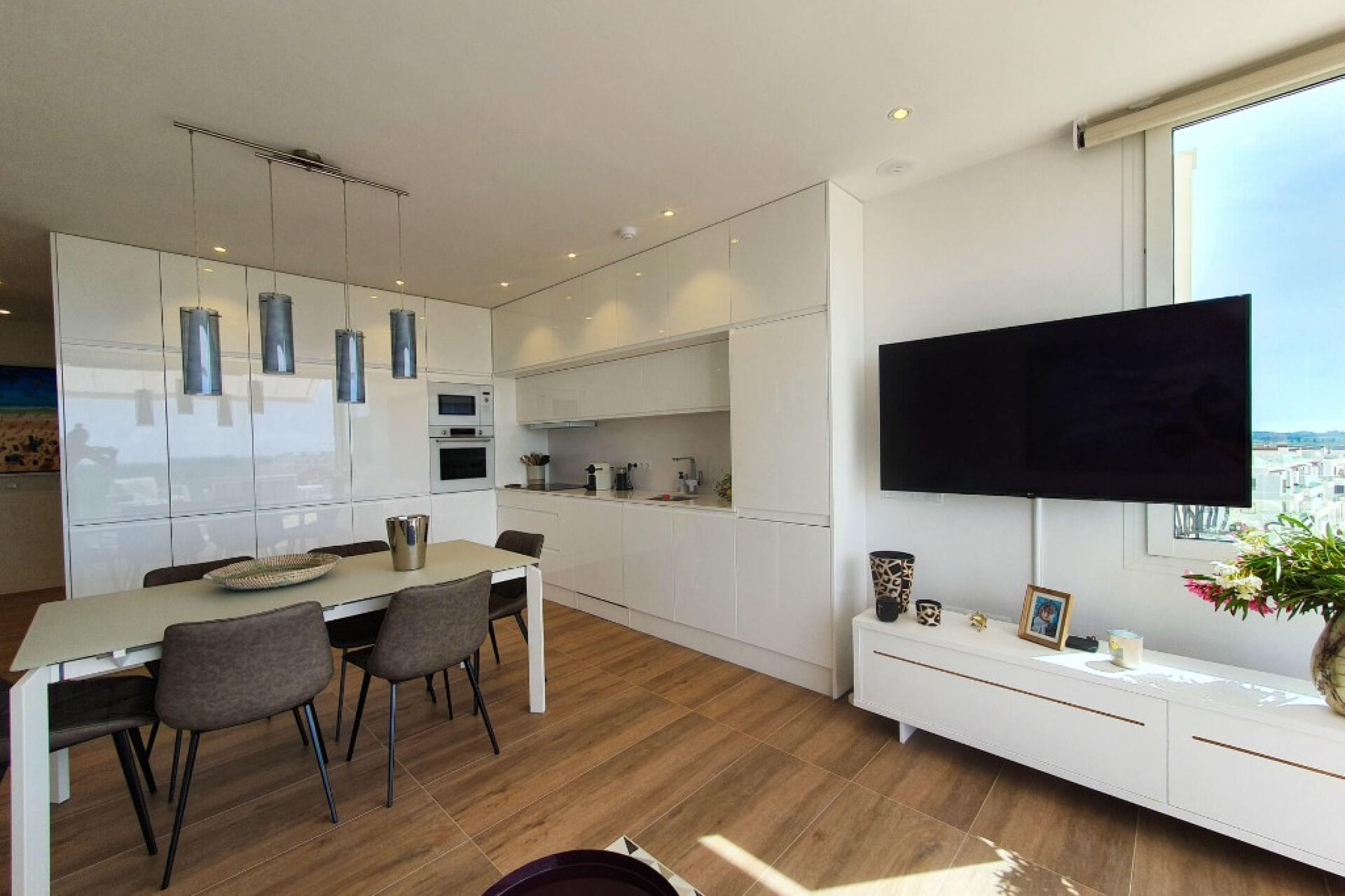 Reventa - 1. Apartamento / piso - Las Colinas Golf and Country Club - Costa Blanca Sur