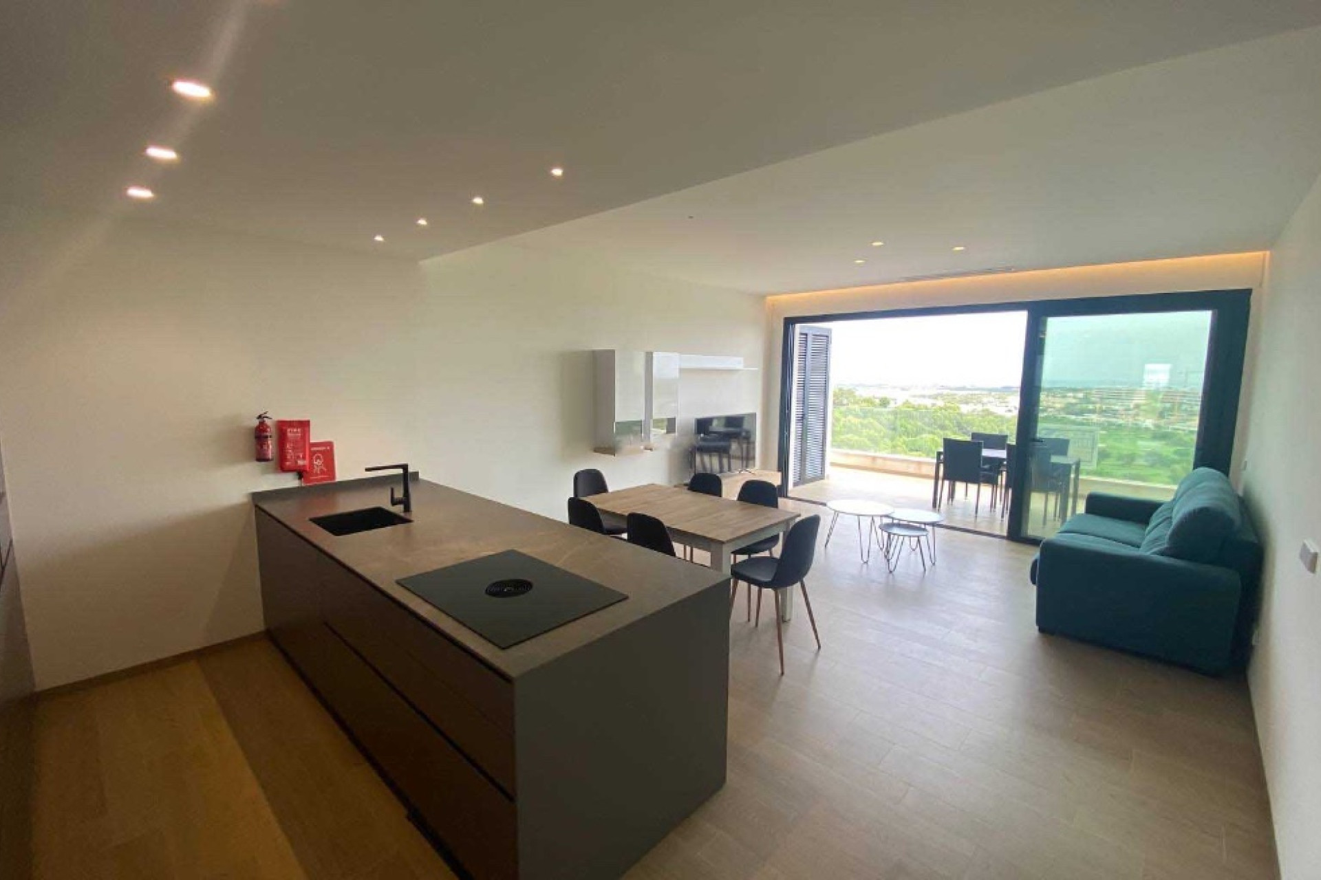 Reventa - 1. Apartamento / piso - Las Colinas Golf and Country Club - Costa Blanca Sur