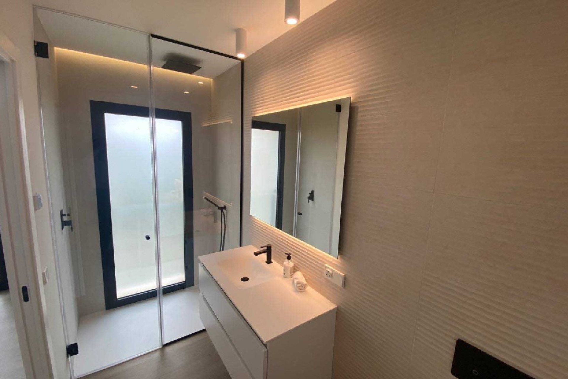 Reventa - 1. Apartamento / piso - Las Colinas Golf and Country Club - Costa Blanca Sur