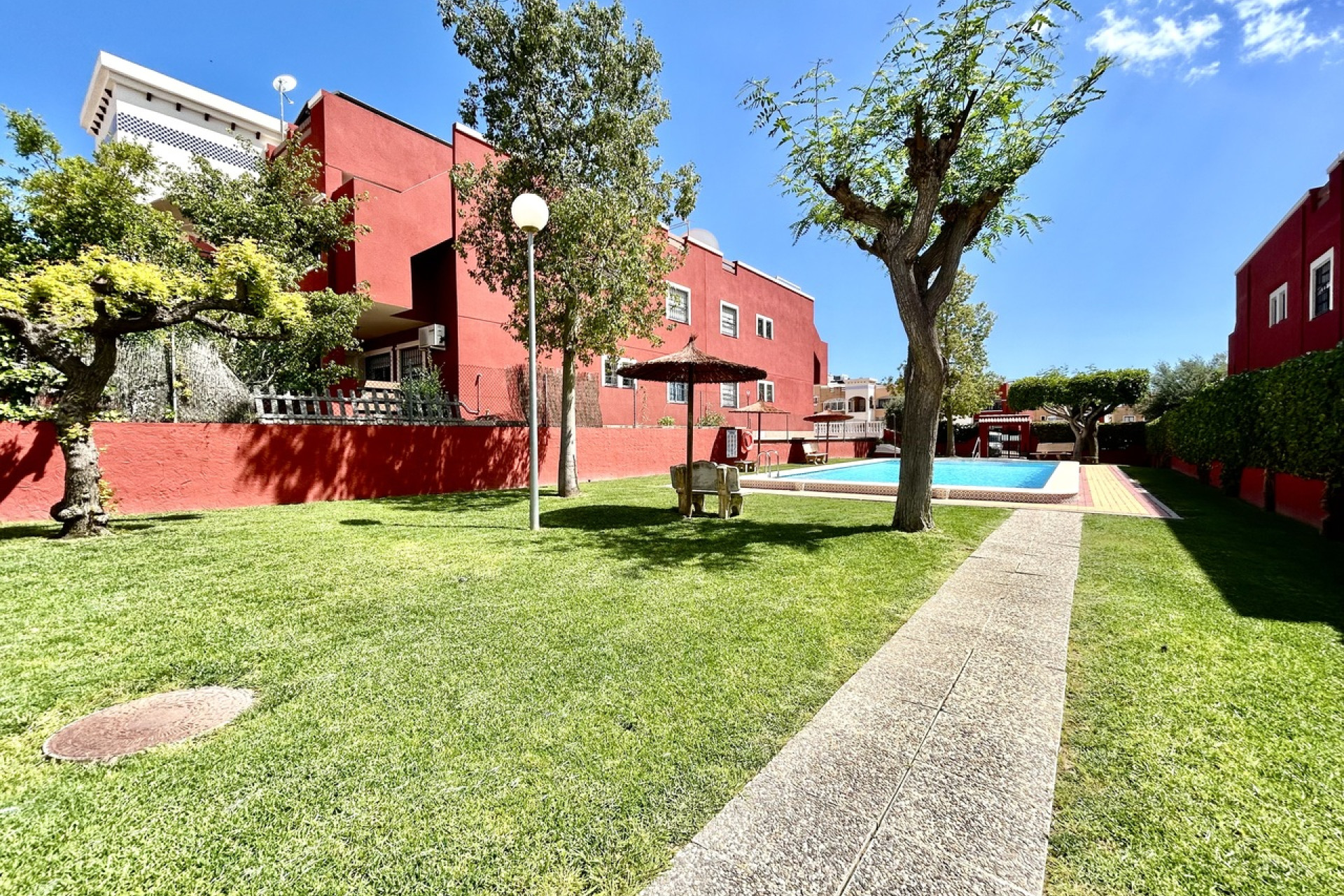 Reventa - 1. Apartamento / piso - Los Altos - Costa Blanca Sur