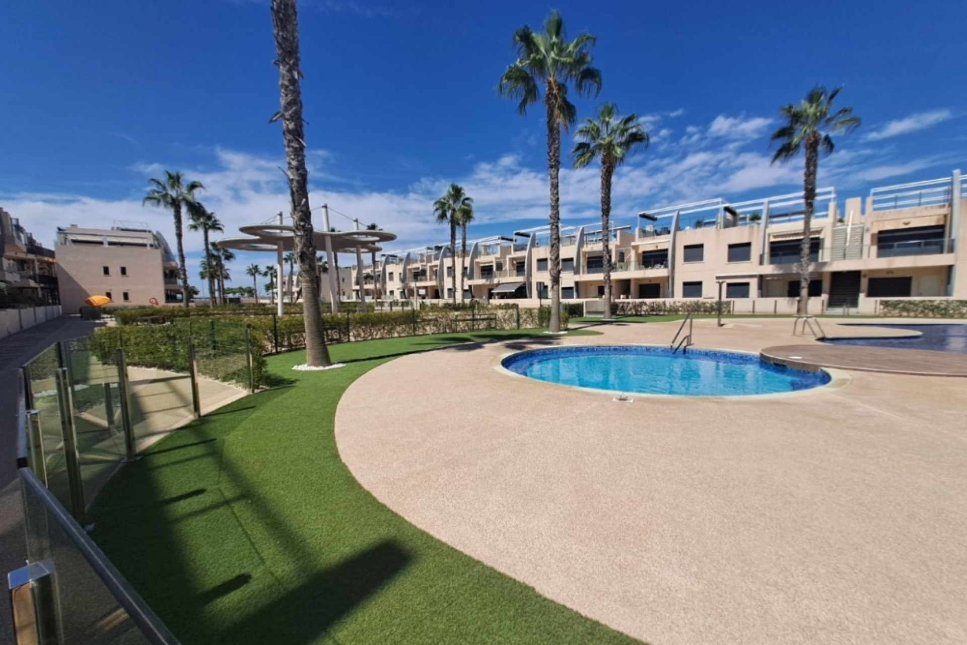 Reventa - 1. Apartamento / piso - Mil Palmeras - Costa Blanca Sur