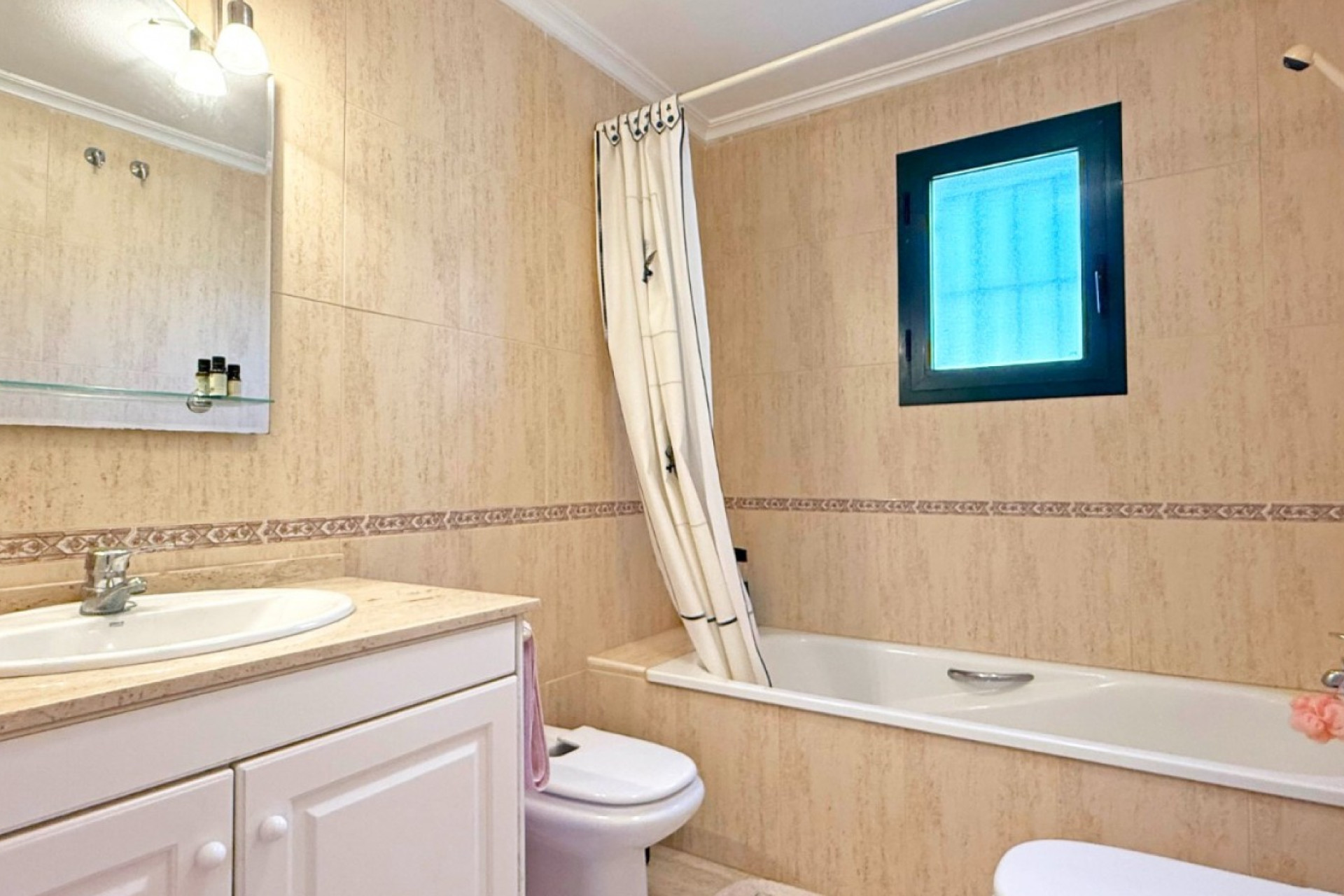 Reventa - 1. Apartamento / piso - Orihuela Costa - Costa Blanca Sur