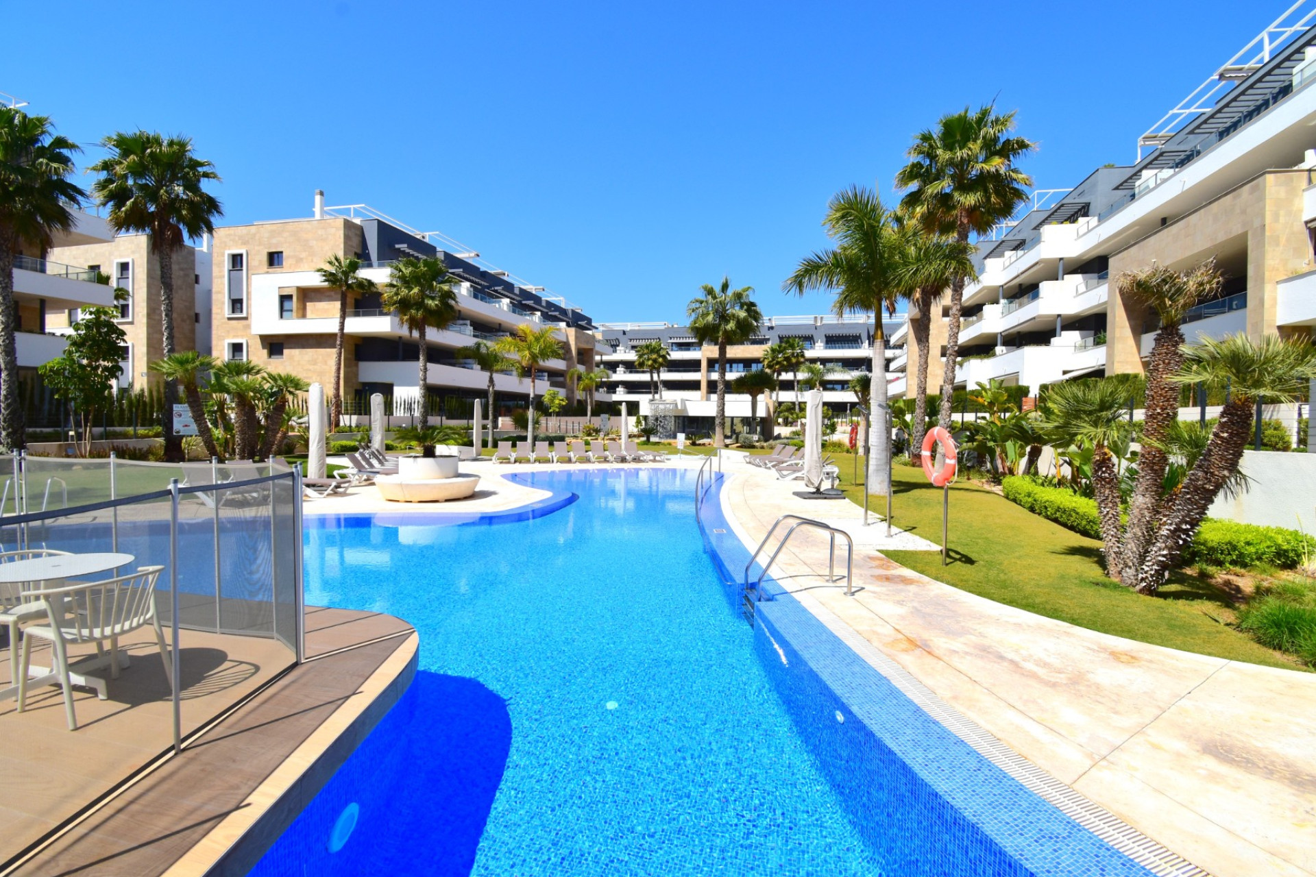 Reventa - 1. Apartamento / piso - Orihuela Costa - Costa Blanca Sur