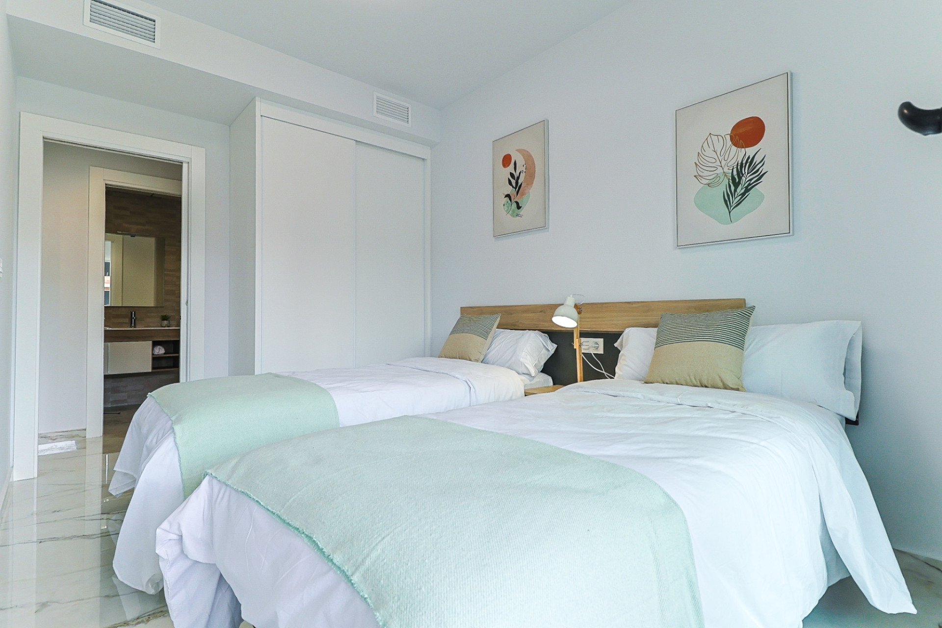 Reventa - 1. Apartamento / piso - Orihuela Costa - Costa Blanca Sur