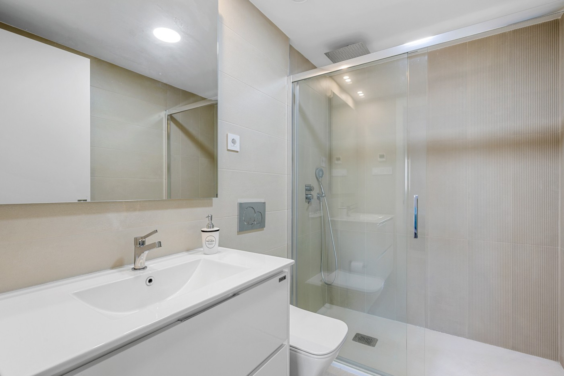 Reventa - 1. Apartamento / piso - Orihuela Costa - Costa Blanca Sur