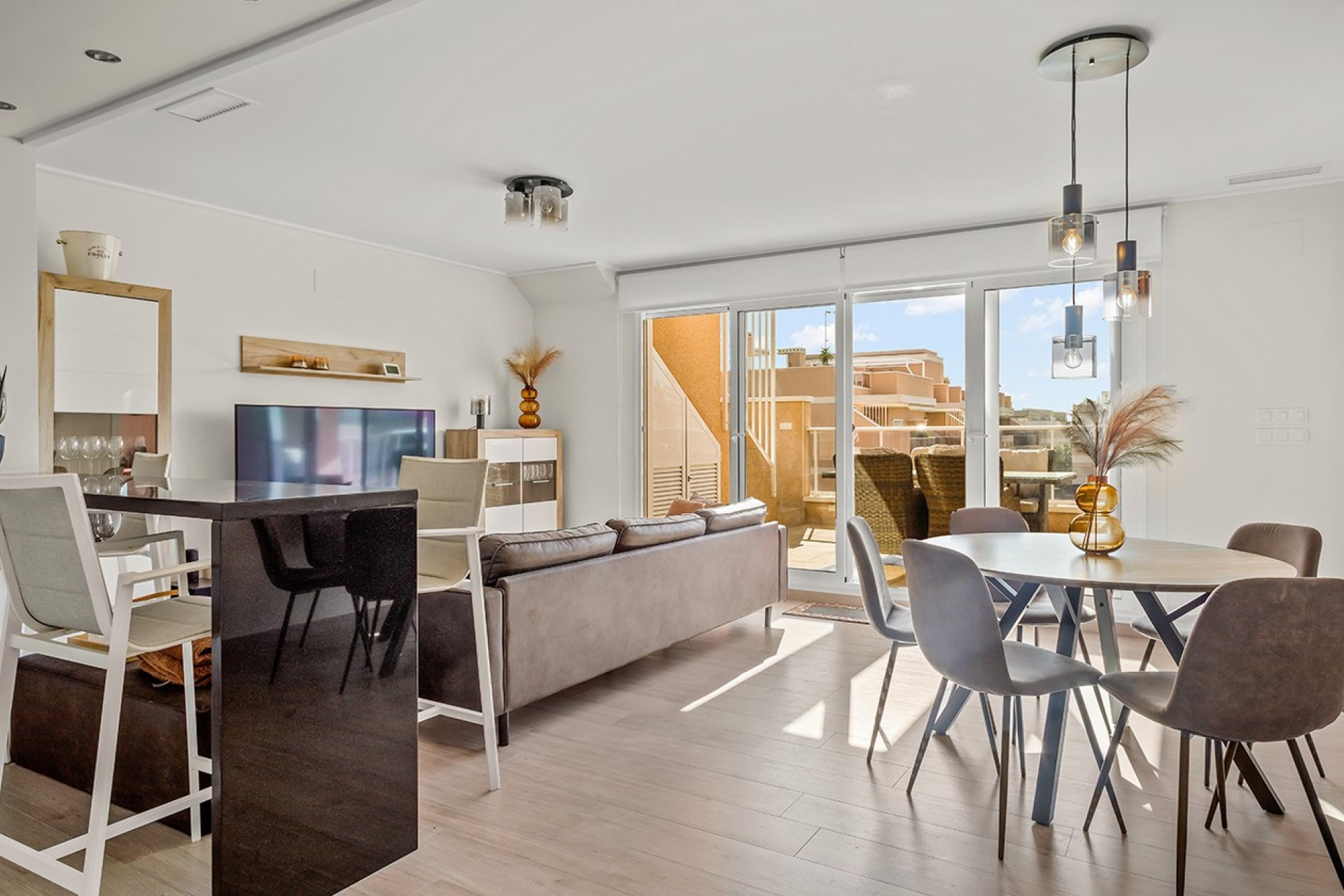 Reventa - 1. Apartamento / piso - Orihuela Costa - Costa Blanca Sur