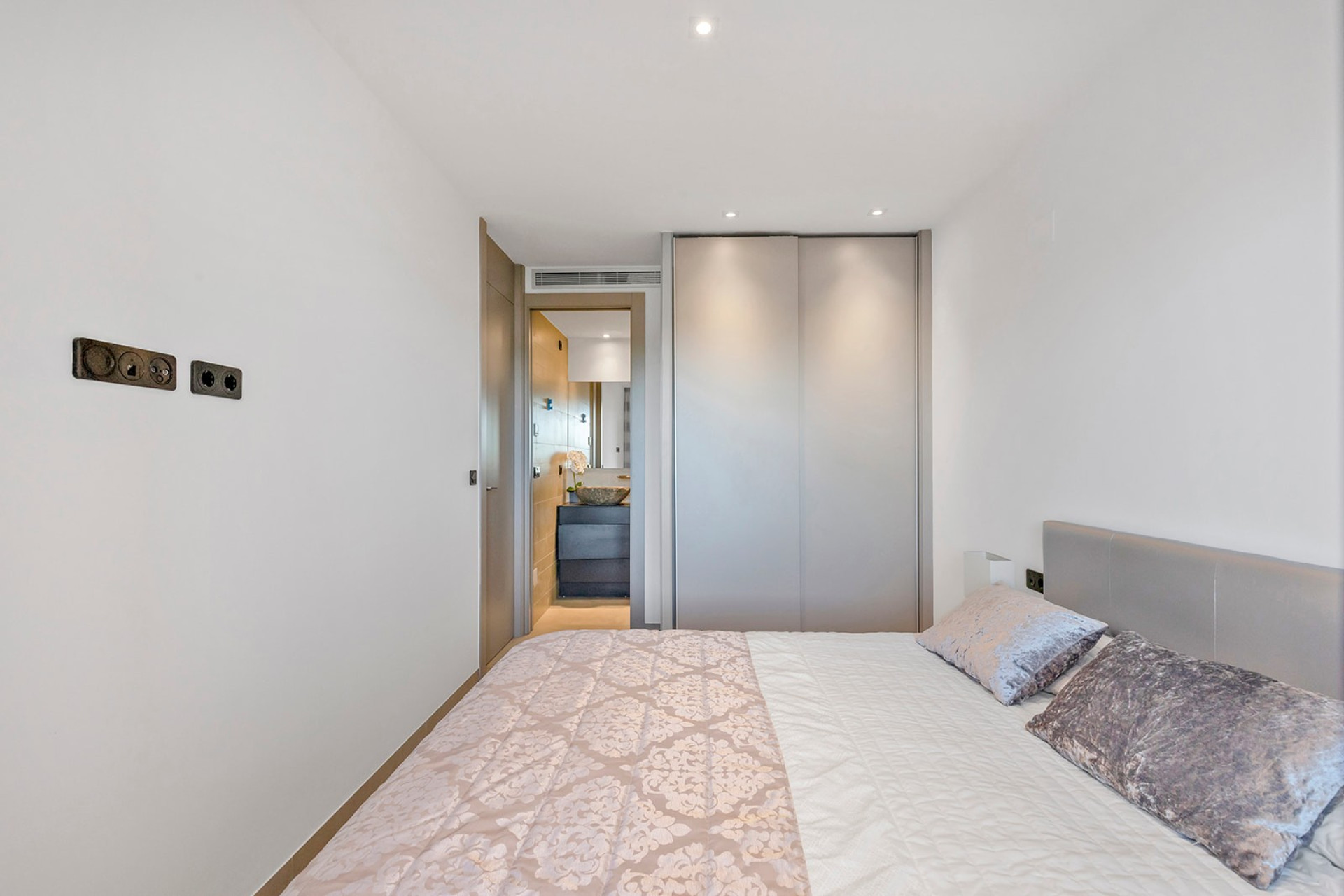 Reventa - 1. Apartamento / piso - Orihuela Costa - Costa Blanca Sur