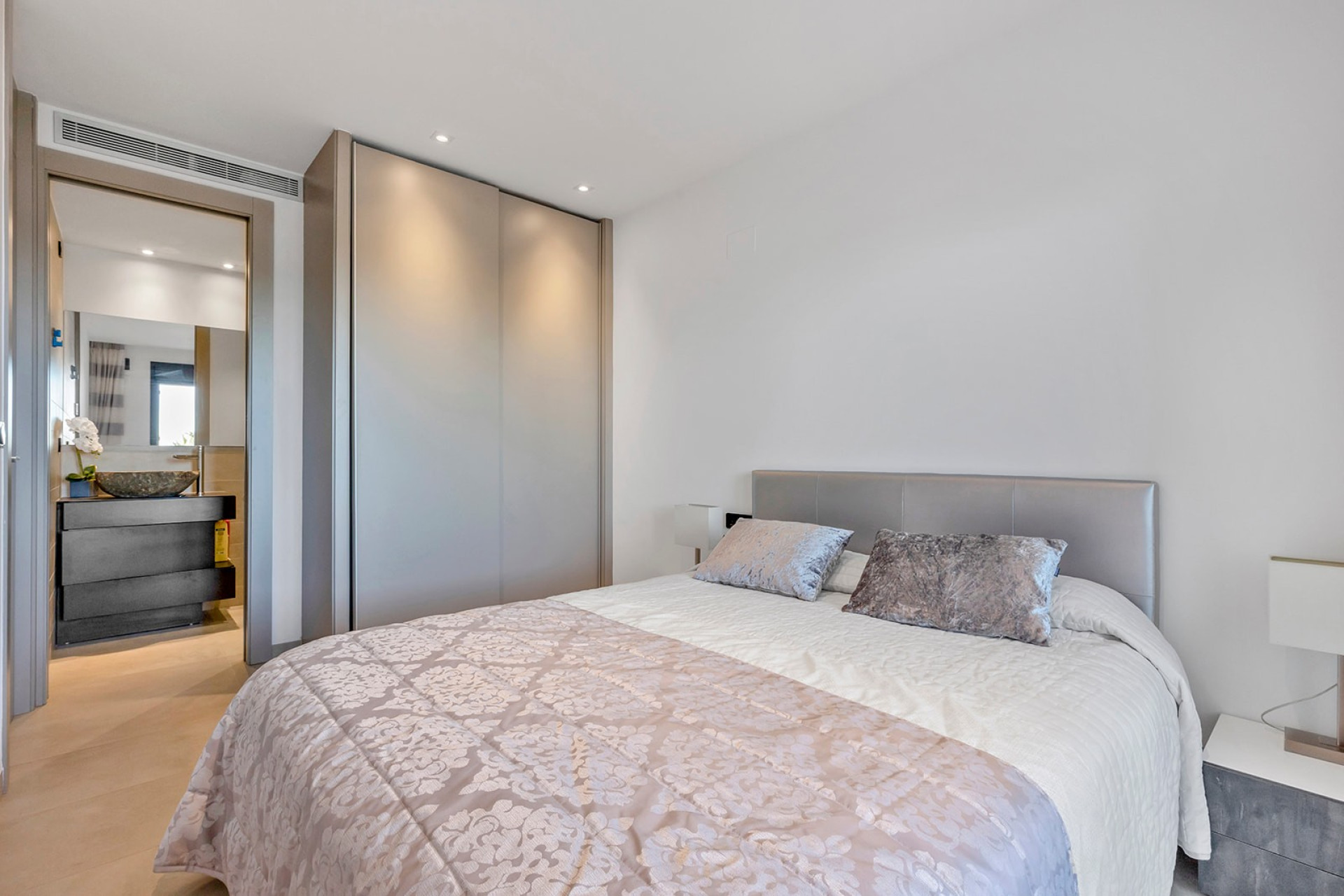 Reventa - 1. Apartamento / piso - Orihuela Costa - Costa Blanca Sur