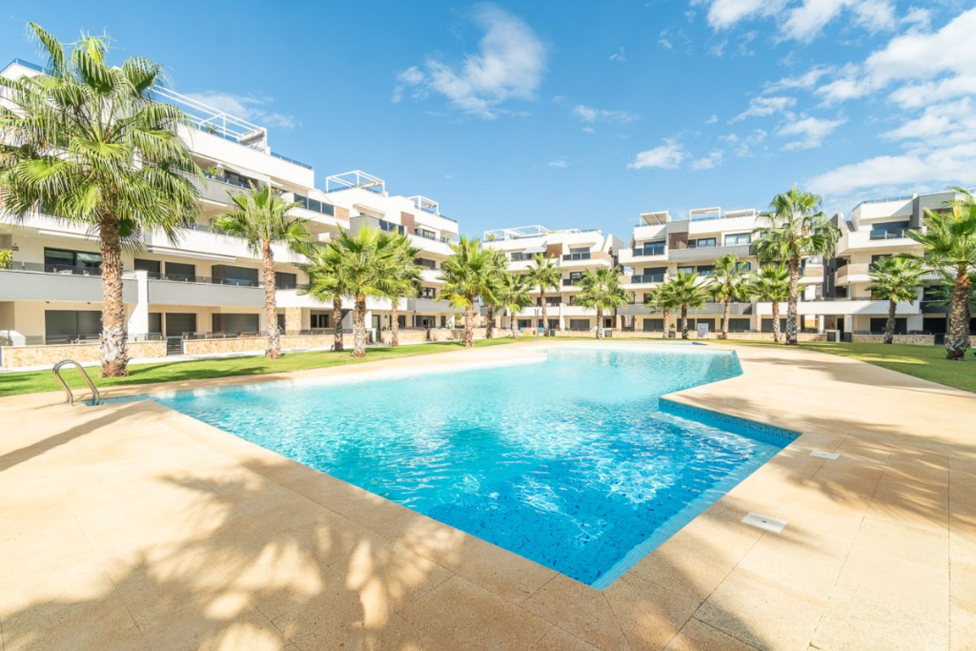 Reventa - 1. Apartamento / piso - Orihuela Costa - Costa Blanca Sur