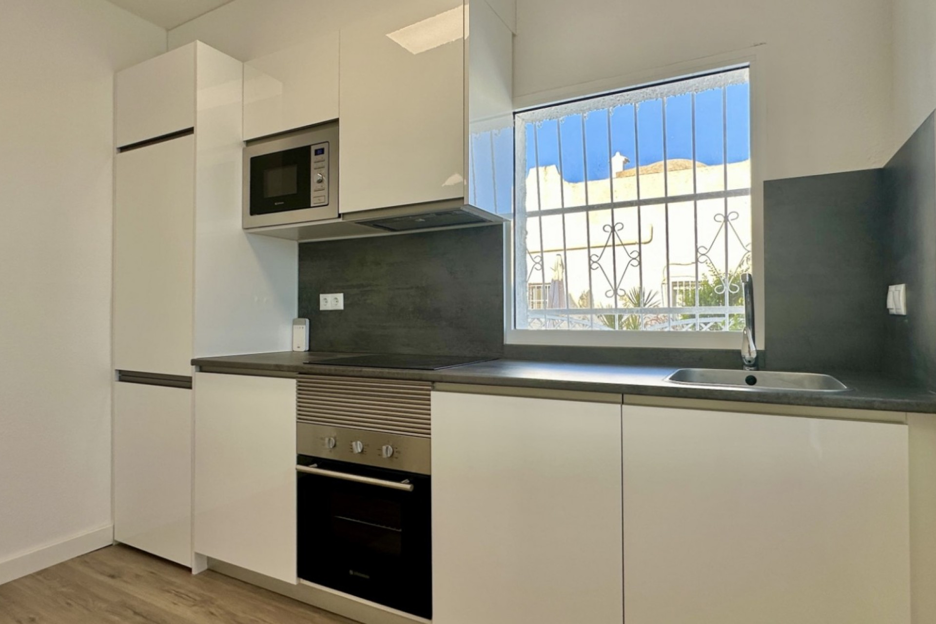 Reventa - 1. Apartamento / piso - Orihuela Costa - Costa Blanca Sur