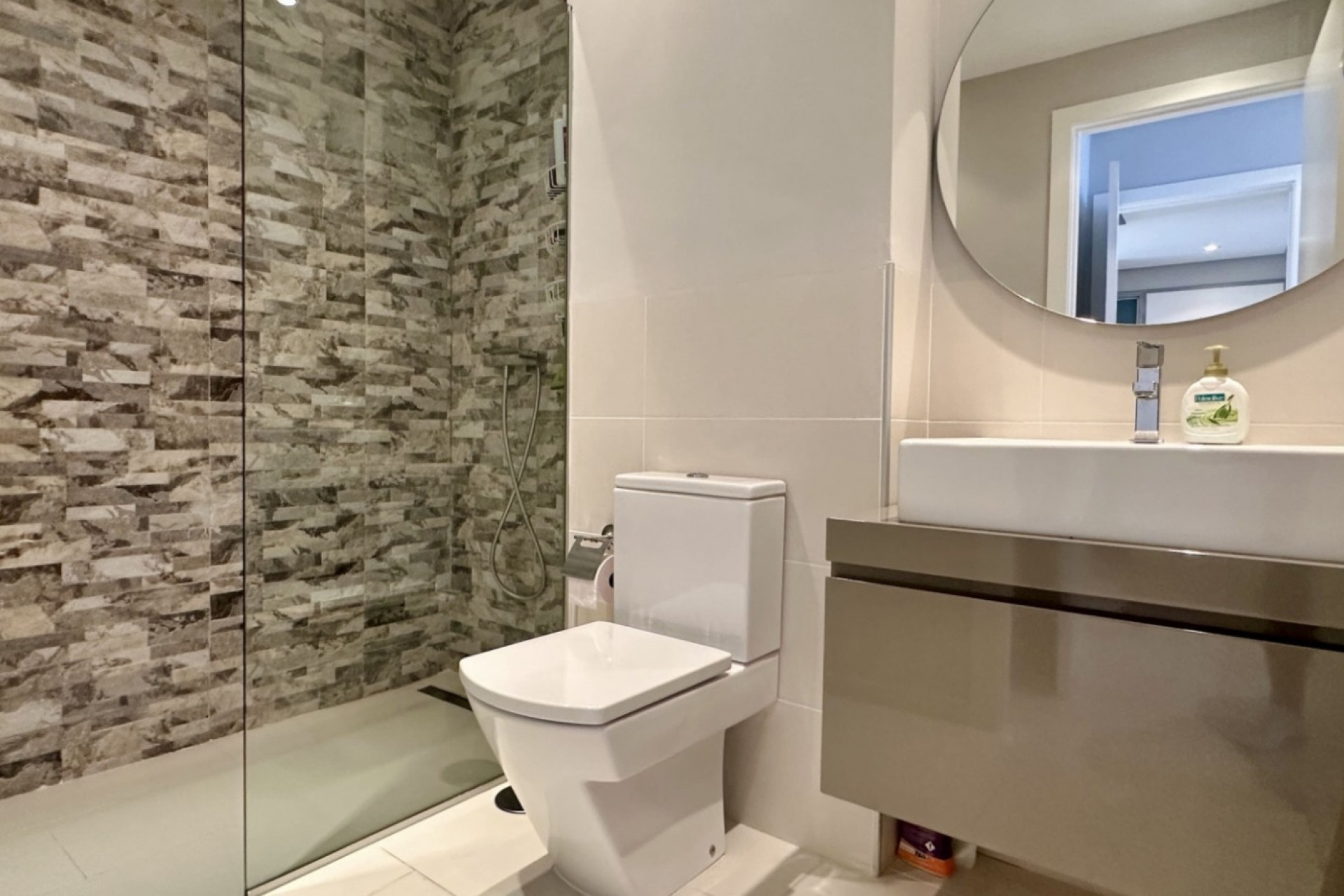 Reventa - 1. Apartamento / piso - Orihuela Costa - Costa Blanca Sur