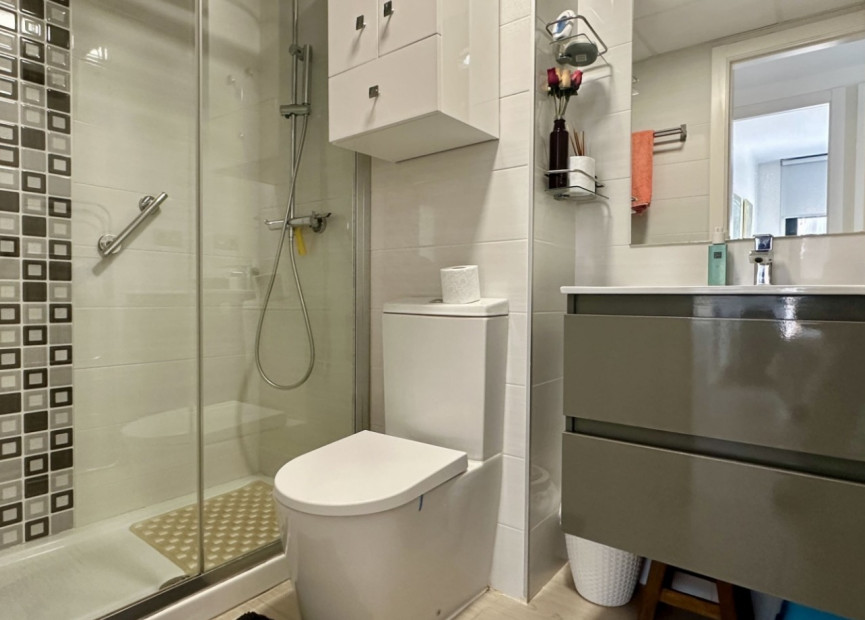 Reventa - 1. Apartamento / piso - Orihuela Costa - Costa Blanca Sur