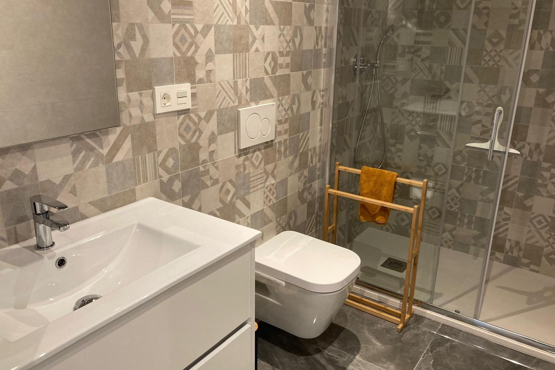 Reventa - 1. Apartamento / piso - Orihuela Costa - Costa Blanca Sur