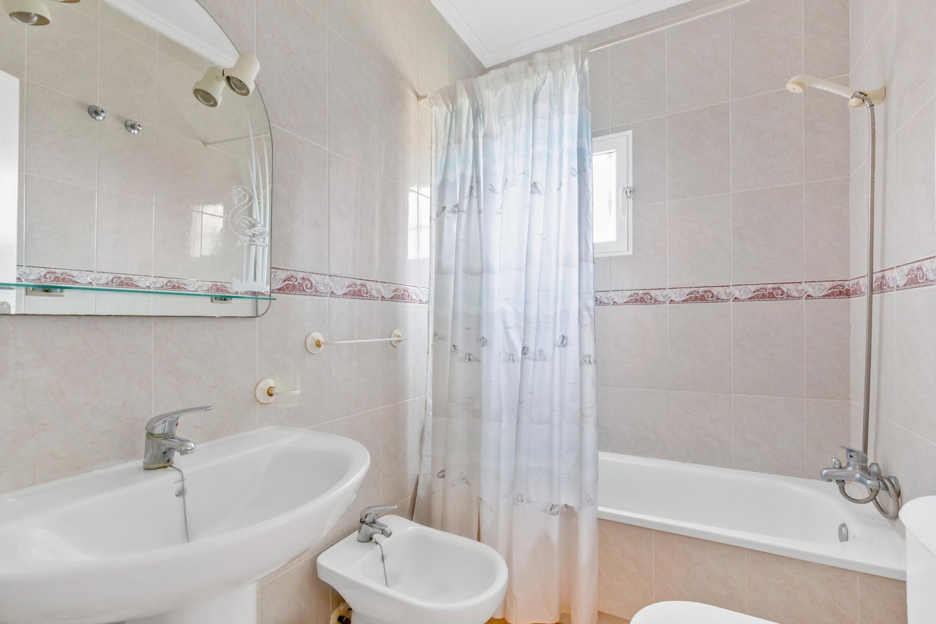 Reventa - 1. Apartamento / piso - Orihuela Costa - Costa Blanca Sur