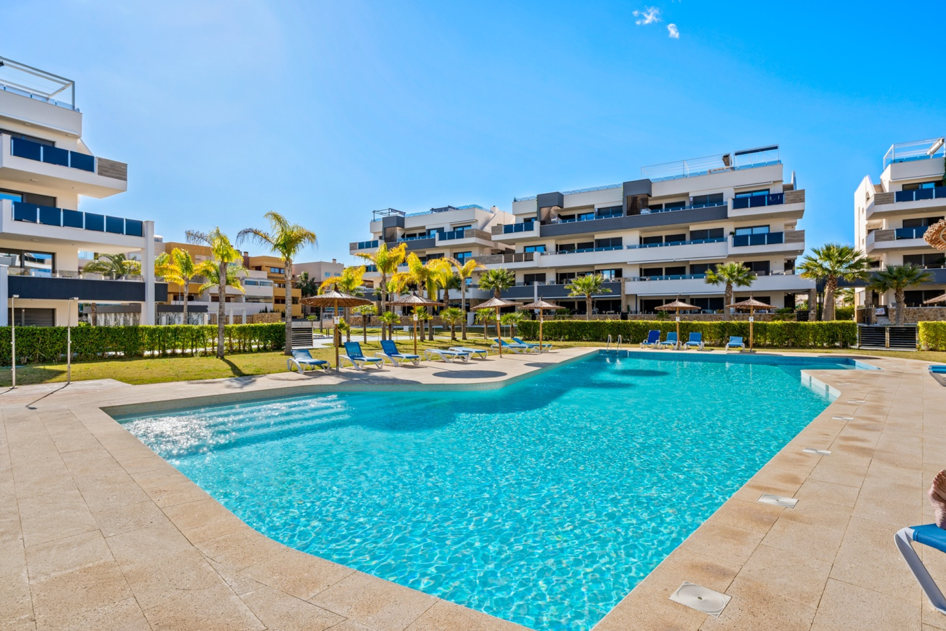 Reventa - 1. Apartamento / piso - Orihuela Costa - Costa Blanca Sur