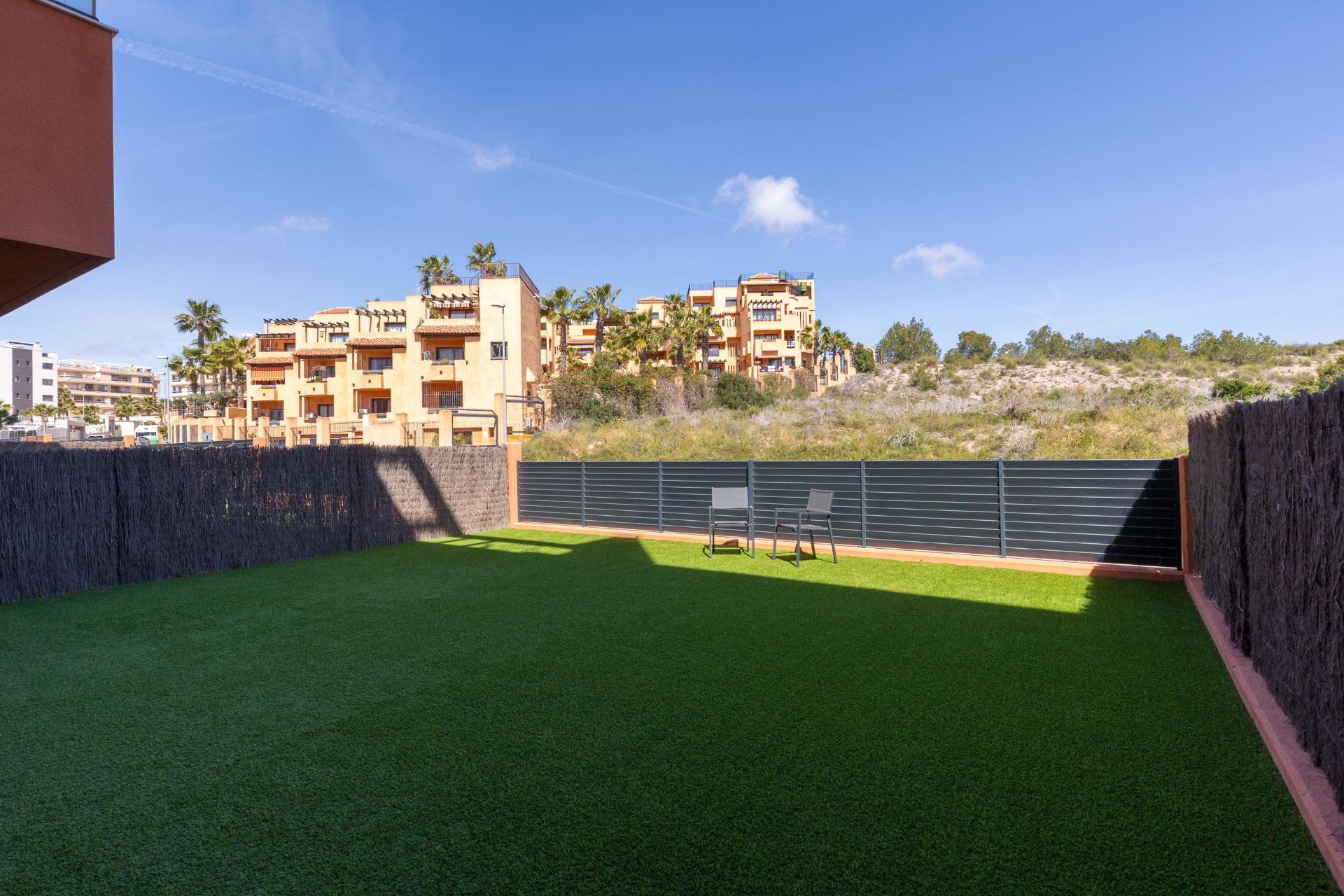 Reventa - 1. Apartamento / piso - Orihuela Costa - Costa Blanca Sur