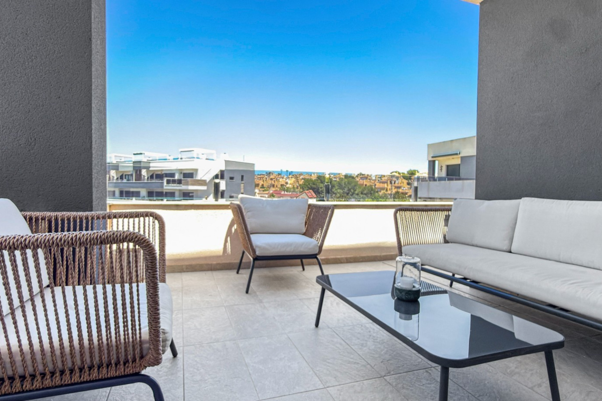 Reventa - 1. Apartamento / piso - Orihuela Costa - Costa Blanca Sur