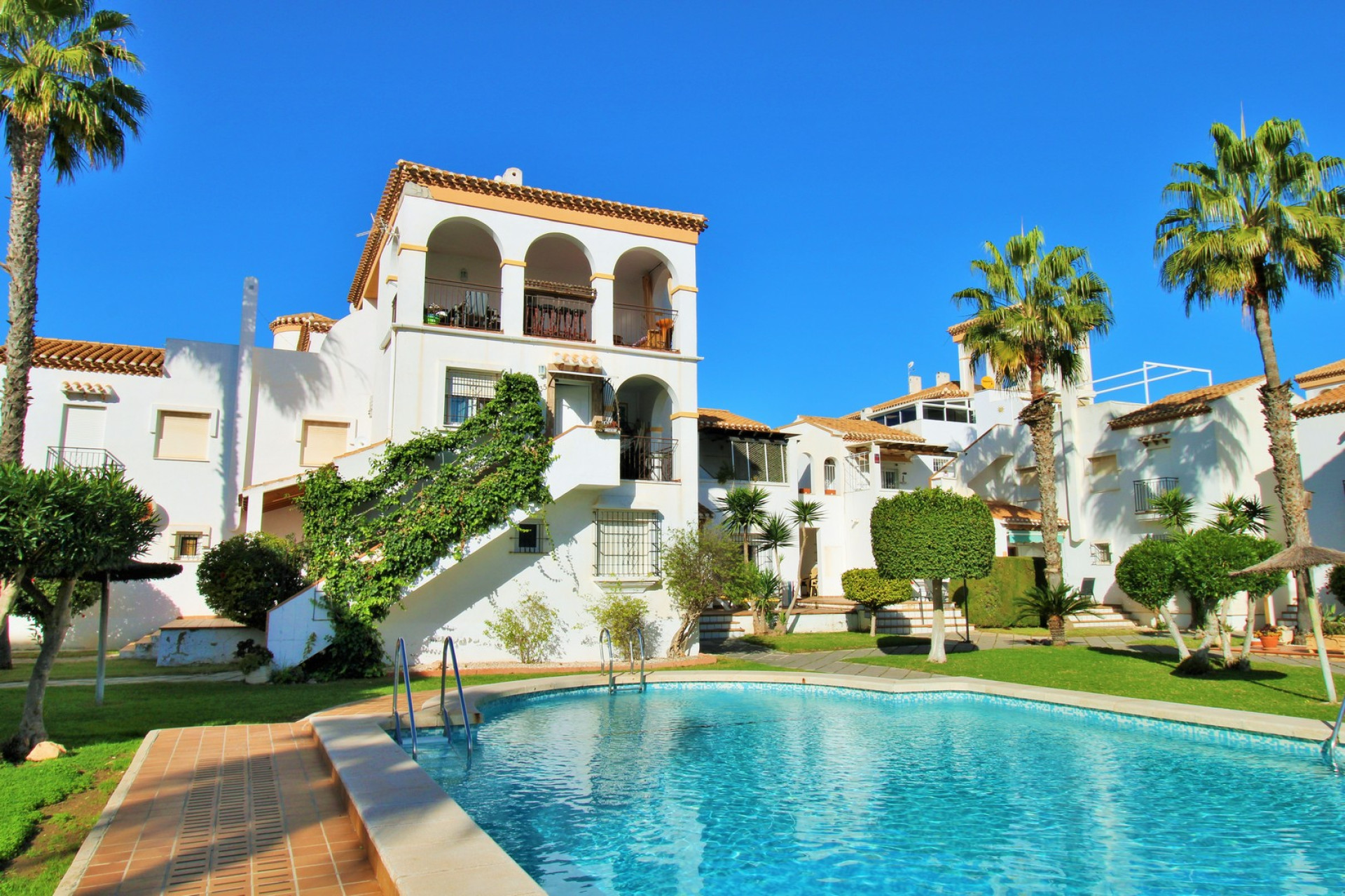 Reventa - 1. Apartamento / piso - Playa Flamenca - Costa Blanca Sur