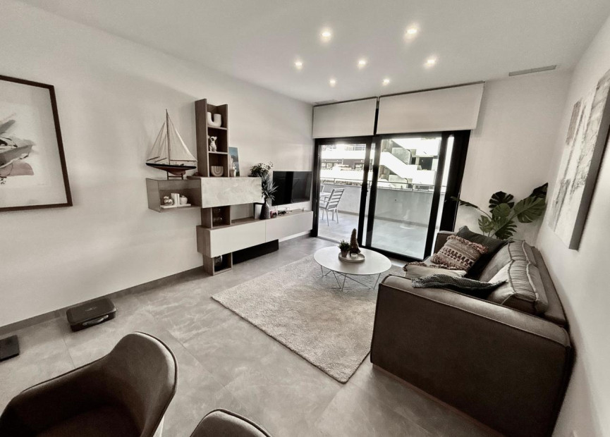 Reventa - 1. Apartamento / piso - Playa Flamenca - Costa Blanca Sur