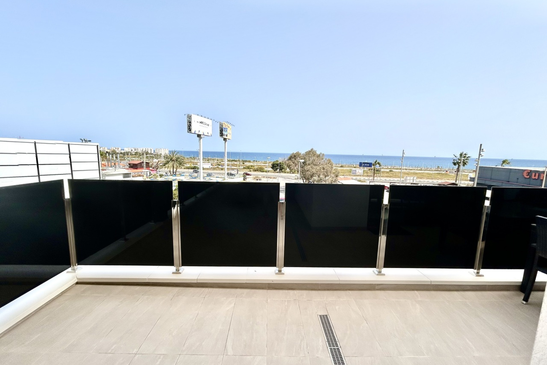 Reventa - 1. Apartamento / piso - Playa Flamenca - Costa Blanca Sur